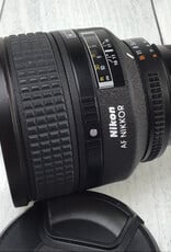 NIKON Nikon AF Nikkor 85mm f1.4 D Lens AF Motor Squeaks Used BGN