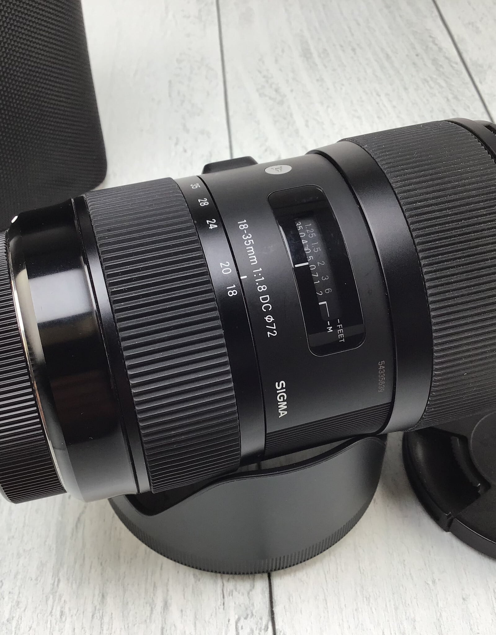 SIGMA Sigma Art 18-35mm f1.8 DC Lens for Canon Used Good