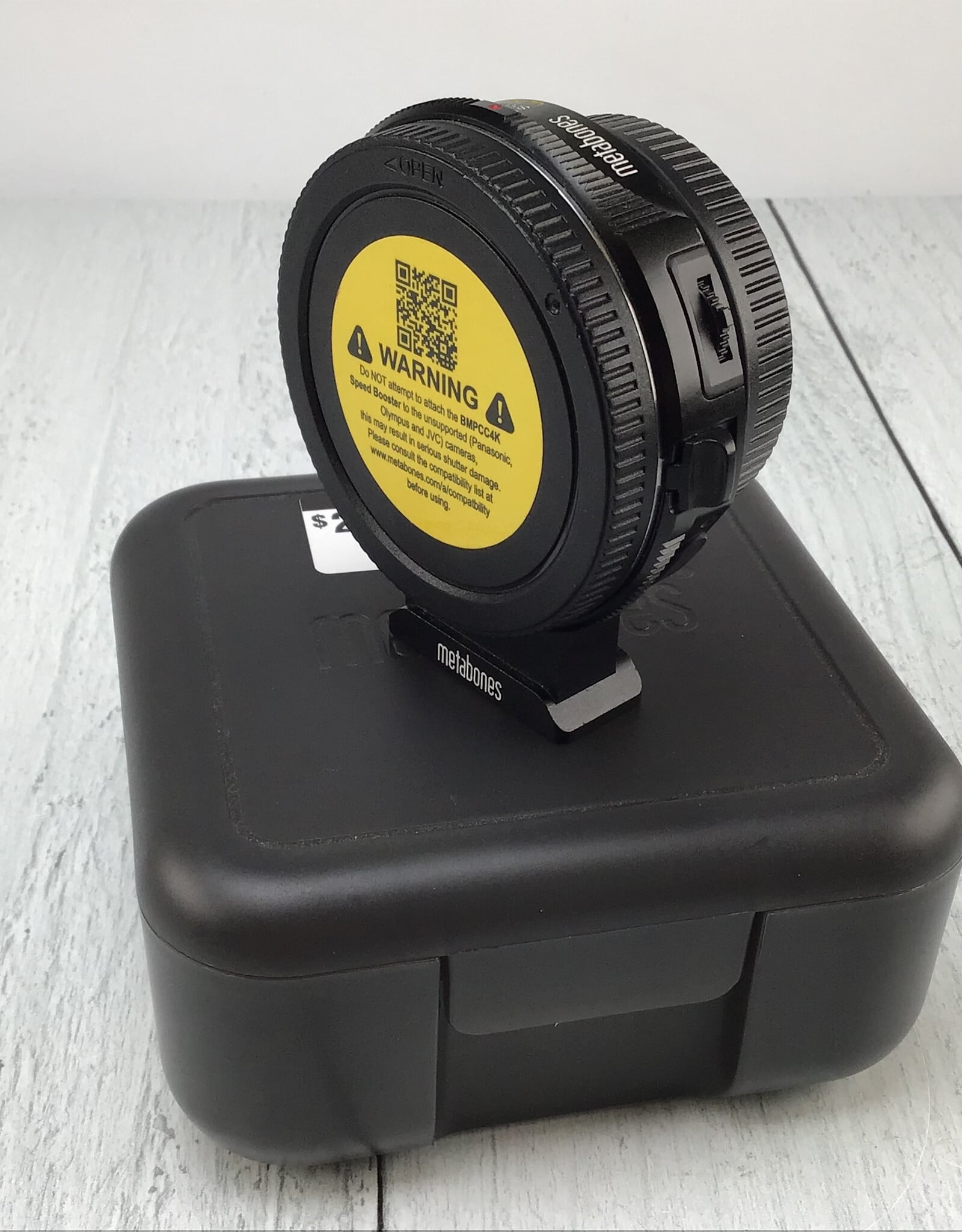 Metabones Metabones EF-BMPCC4K T Speed Booster Ultra 0.71X in Case Used Good