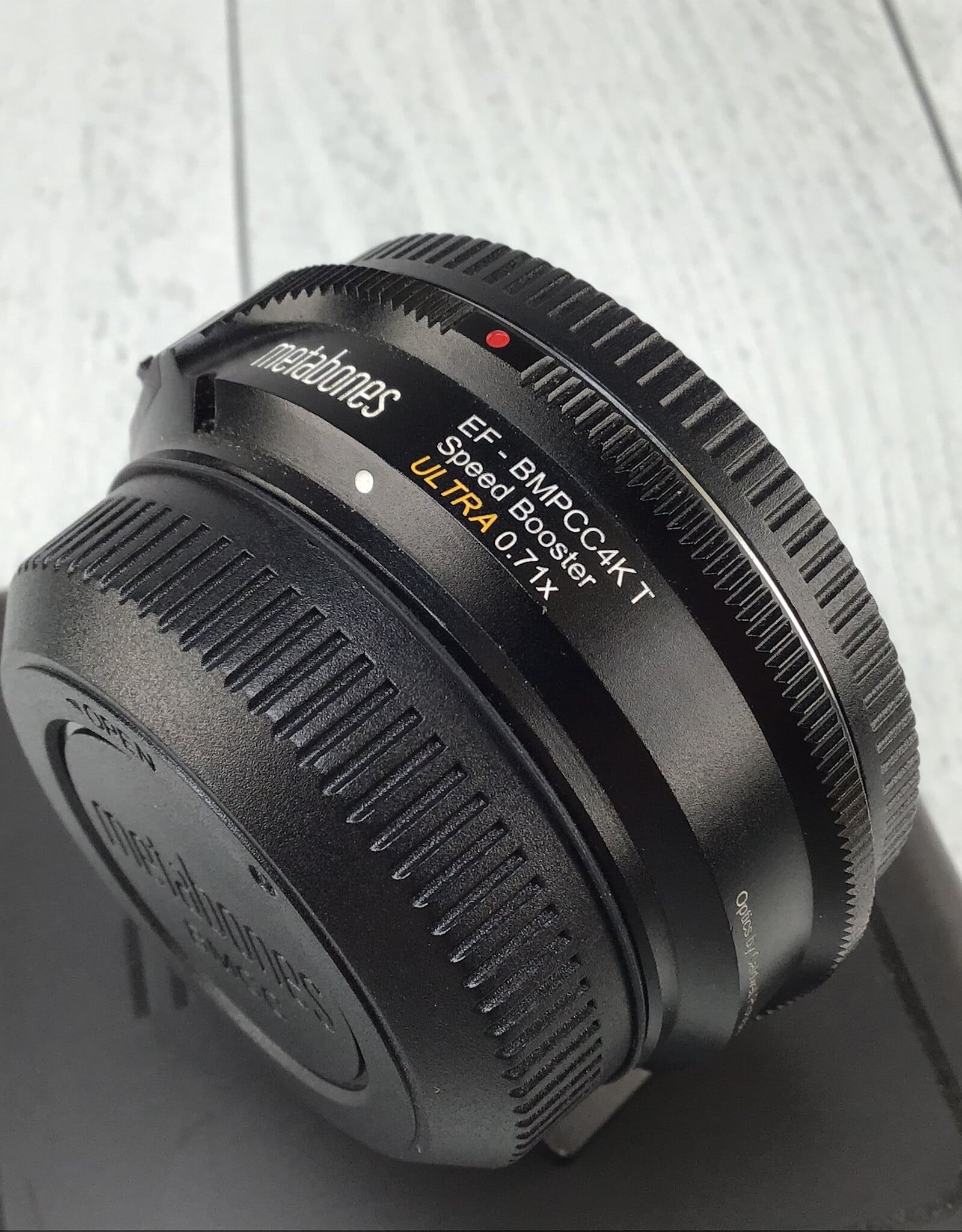 Metabones Metabones EF-BMPCC4K T Speed Booster Ultra 0.71X in Case Used Good