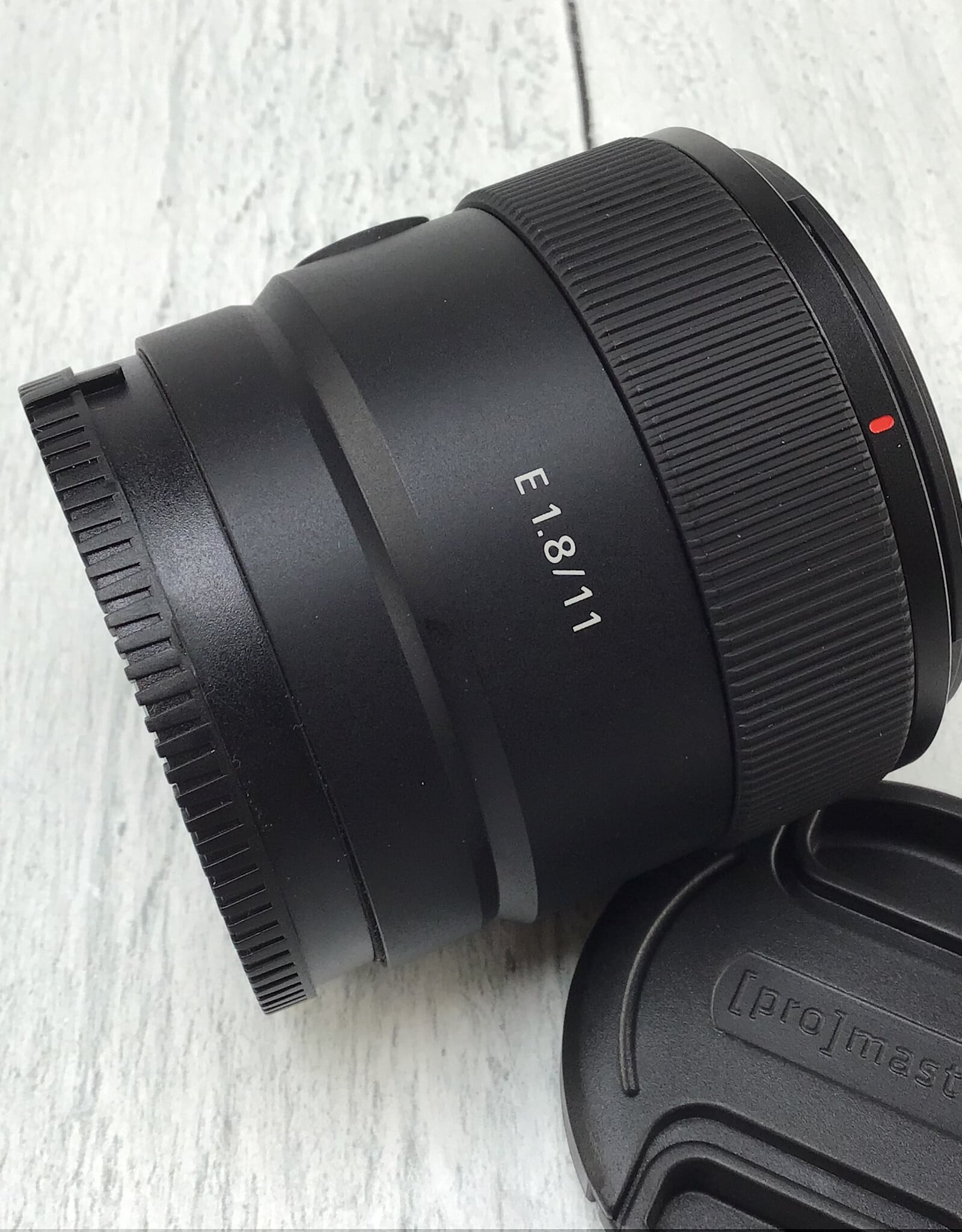 SONY Sony E 11mm f1.8 Lens used Good