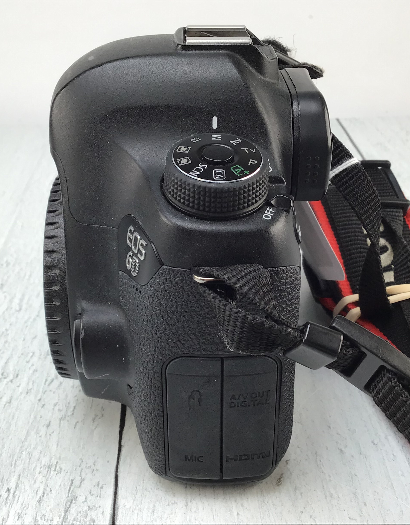 CANON Canon EOS 6D Camera Body Screen Cracked Used BGN
