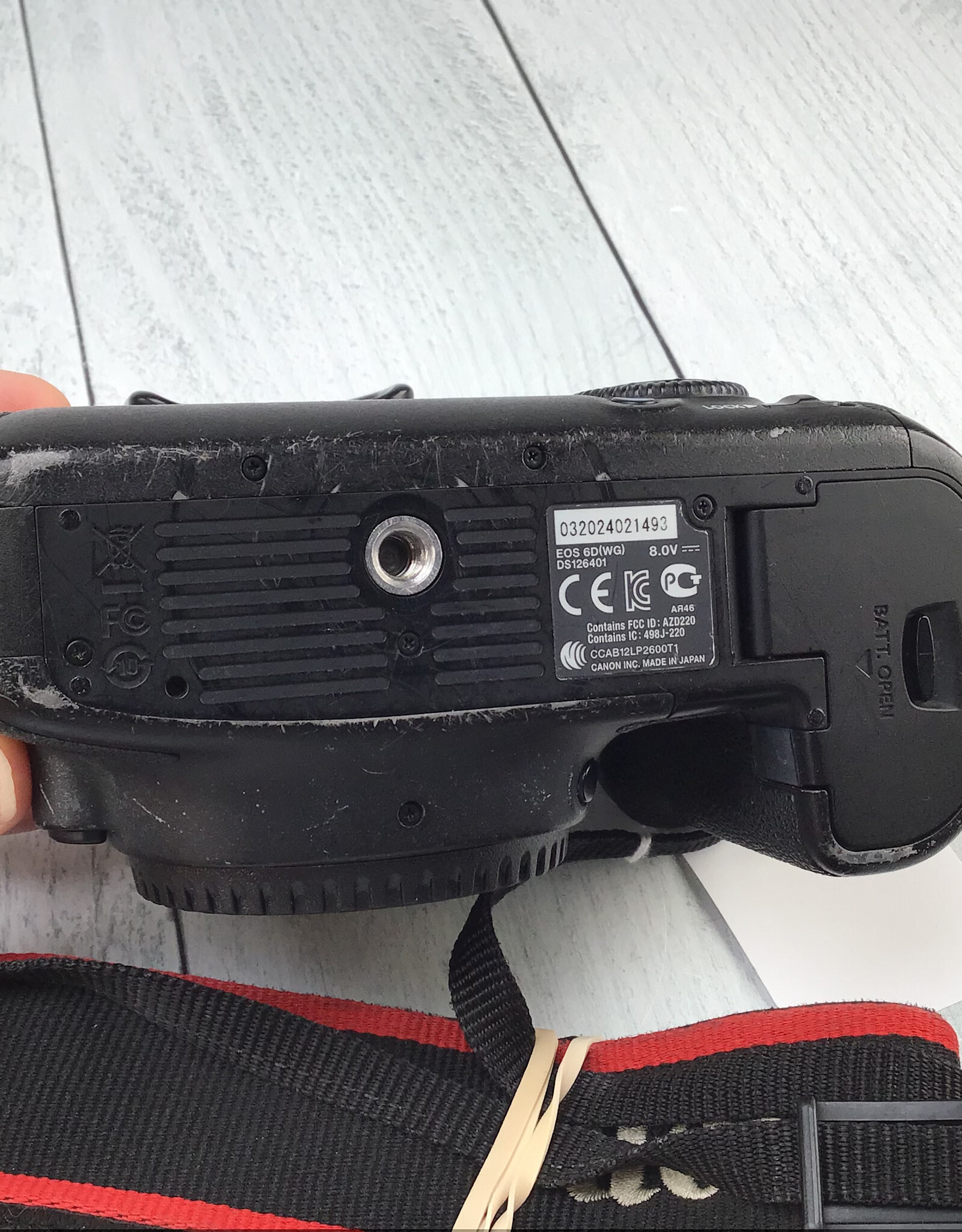 CANON Canon EOS 6D Camera Body Screen Cracked Used BGN