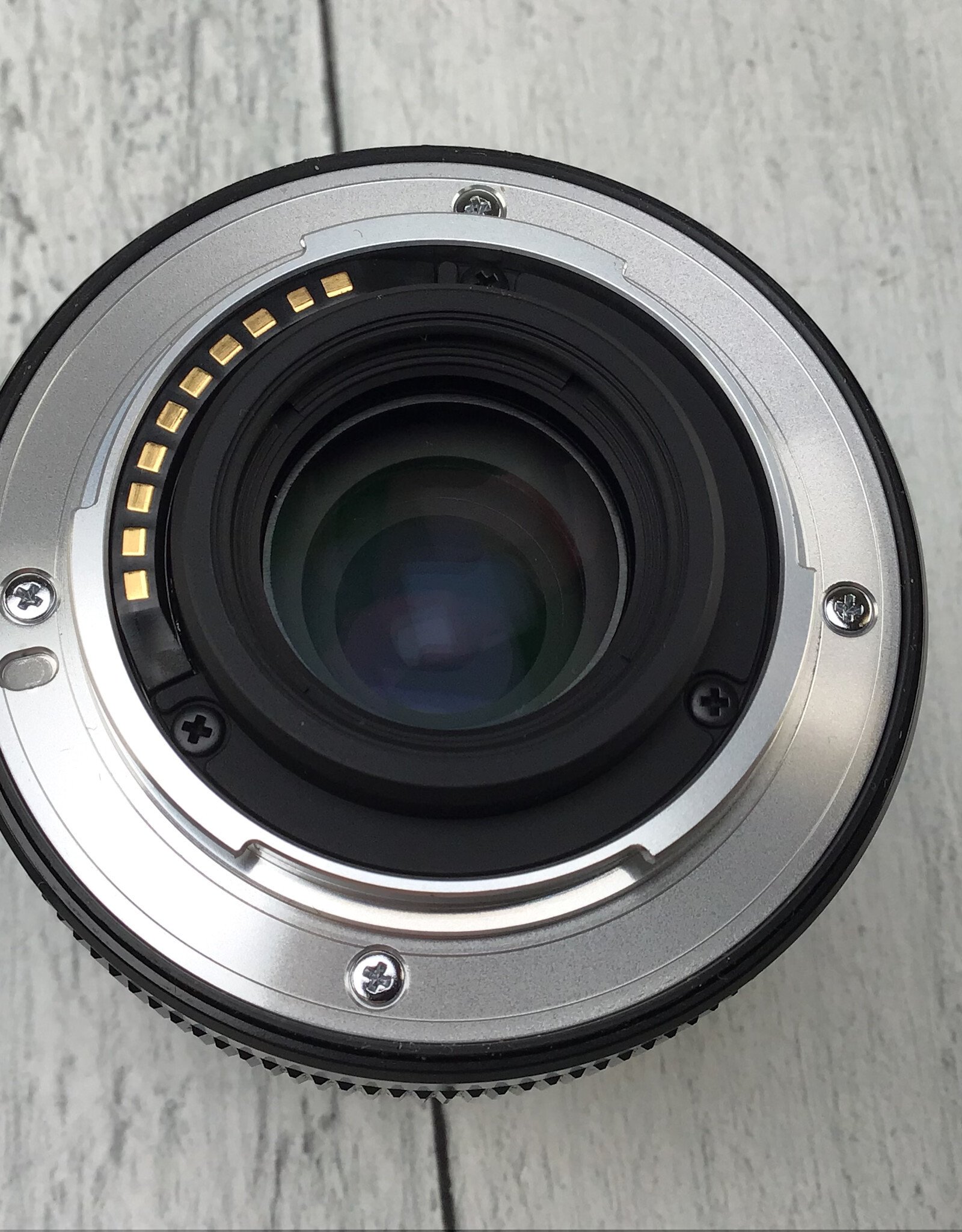 FUJI Fuji XF 23mm f2 R WR Lens w/ Haoge Lens Hood Used Good