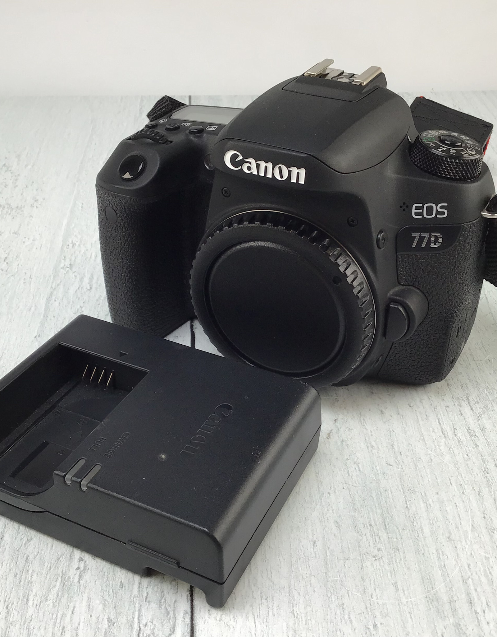 CANON Canon EOS 77D Camera Body Used Good