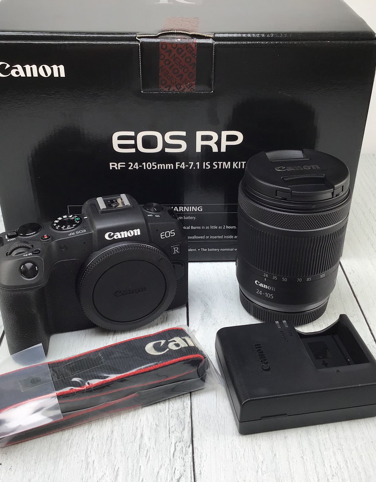 CANON Canon EOS RP Camera w/ 24-105mm f4-7.1 IS STM in Box Used EX