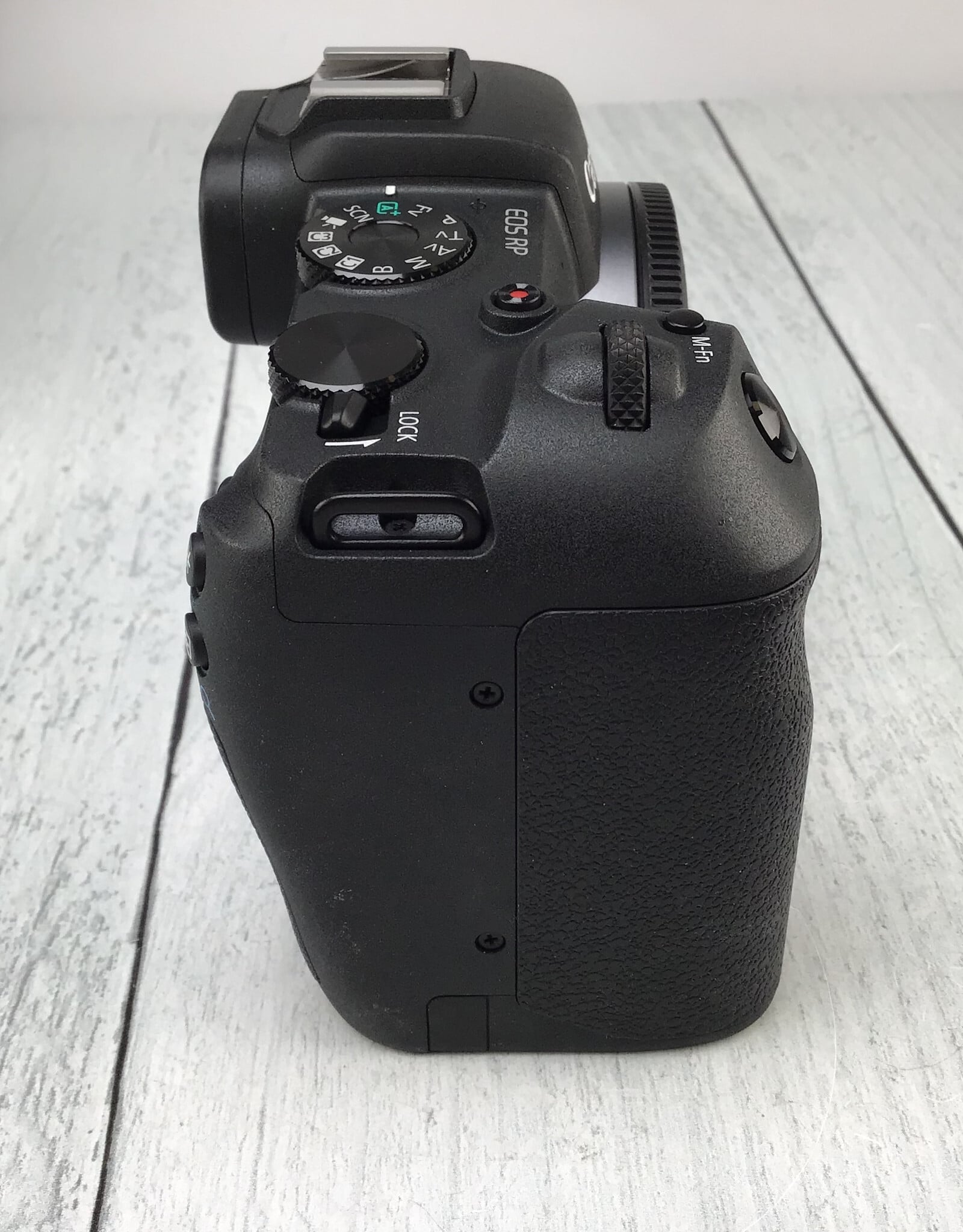 CANON Canon EOS RP Camera w/ 24-105mm f4-7.1 IS STM in Box Used EX