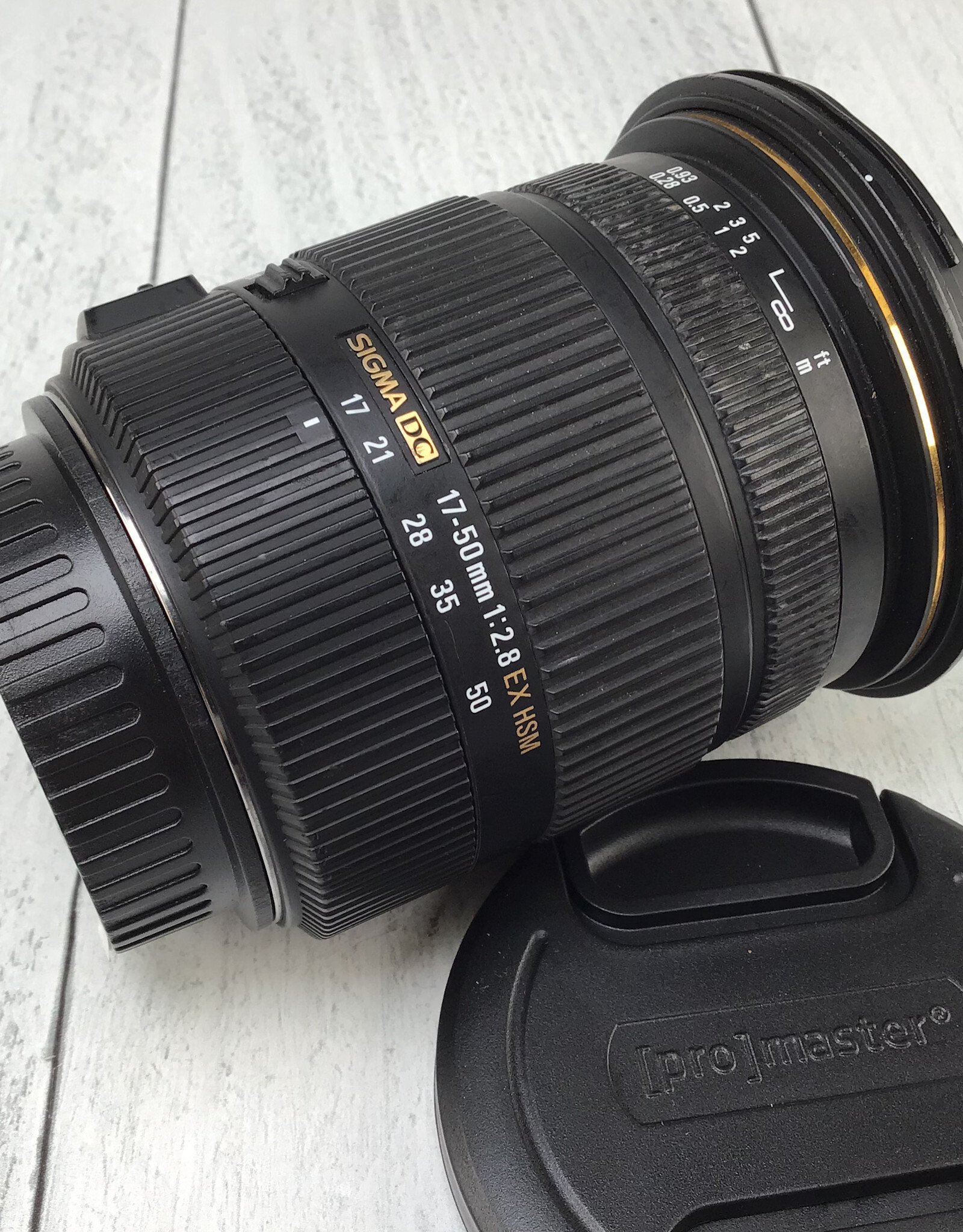 CANON Sigma DC 17-50mm f2.8 EX HSM Lens for Canon EF Used BGN
