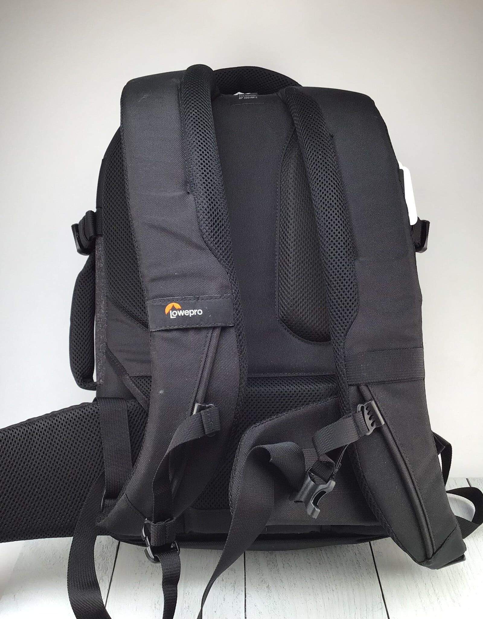 LOWEPRO Lowepro Pro Runner BP 350 AWII Camera Backpack Used Good