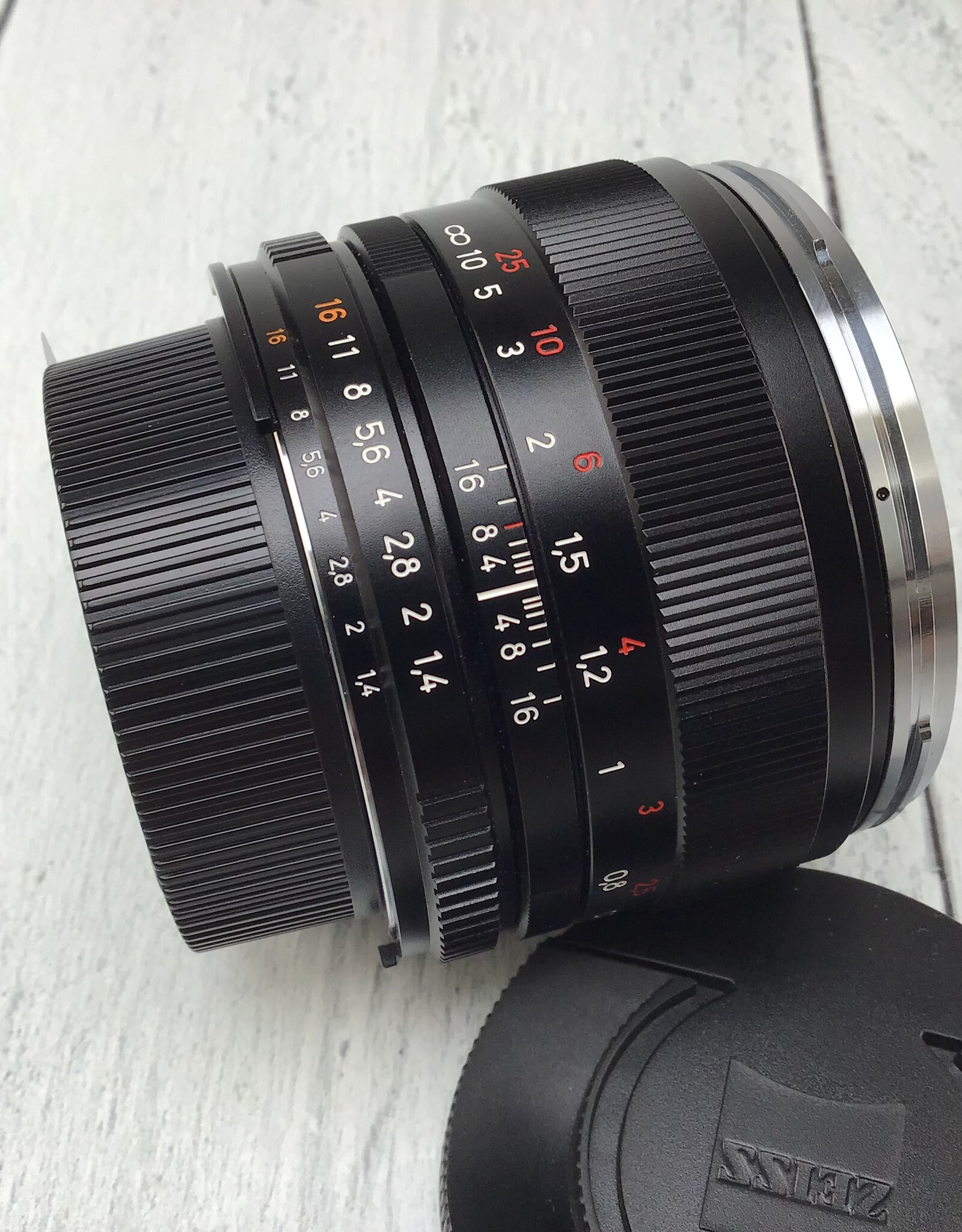 NIKON Zeiss Planar 50mm f1.4 ZF.2 F mount Lens Used Good