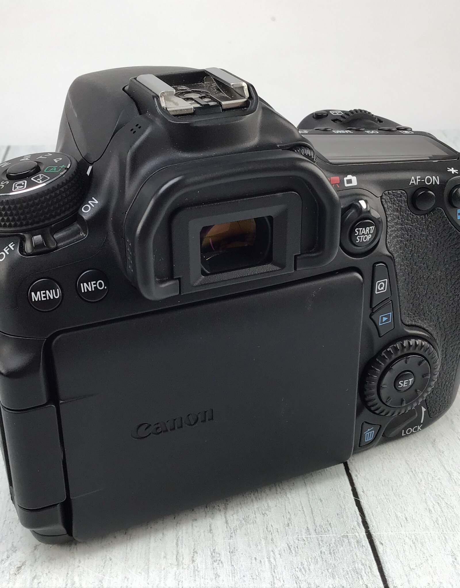 CANON Canon EOS 70D Camera  Body Only Used Good