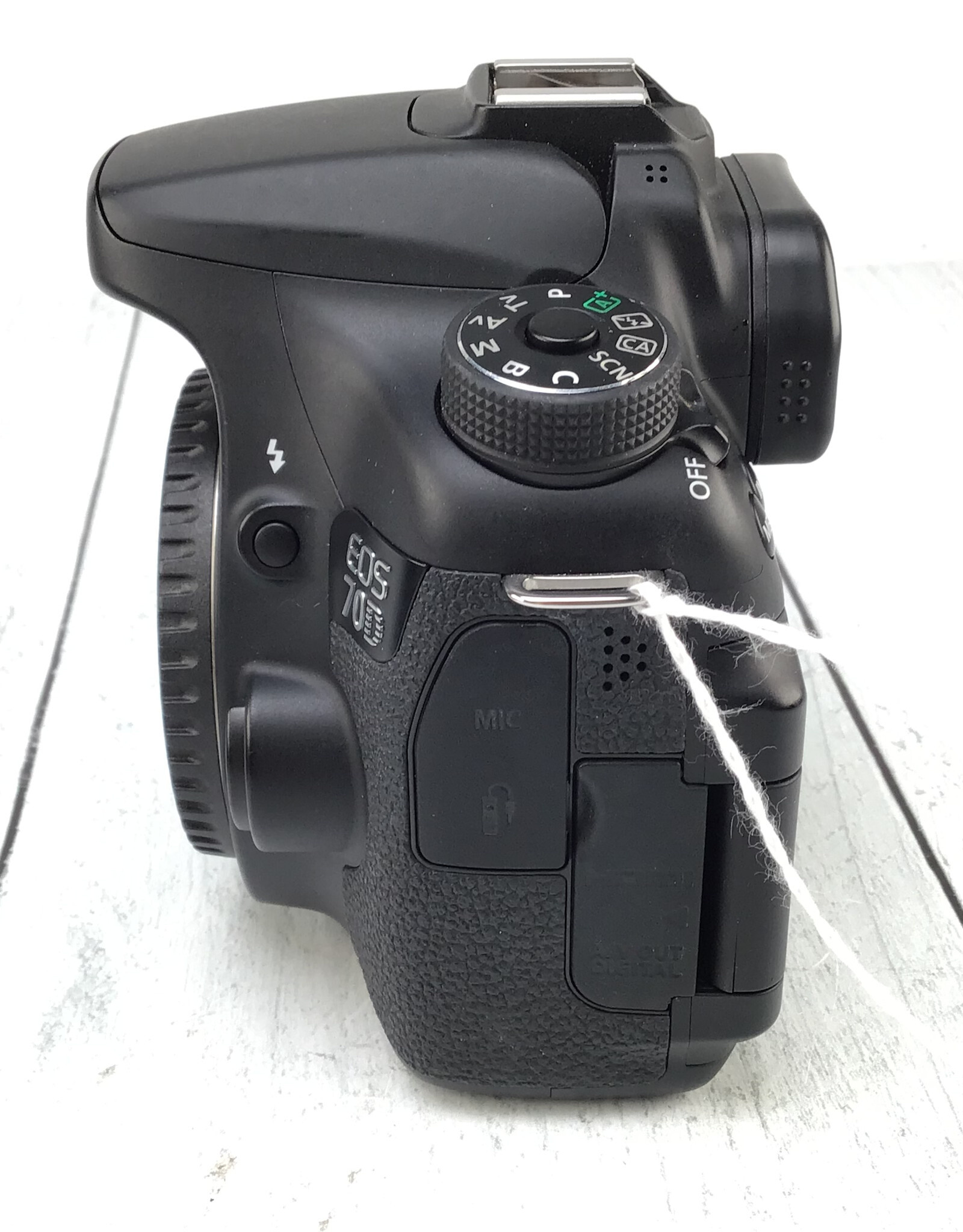 CANON Canon EOS 70D Camera  Body Only Used Good
