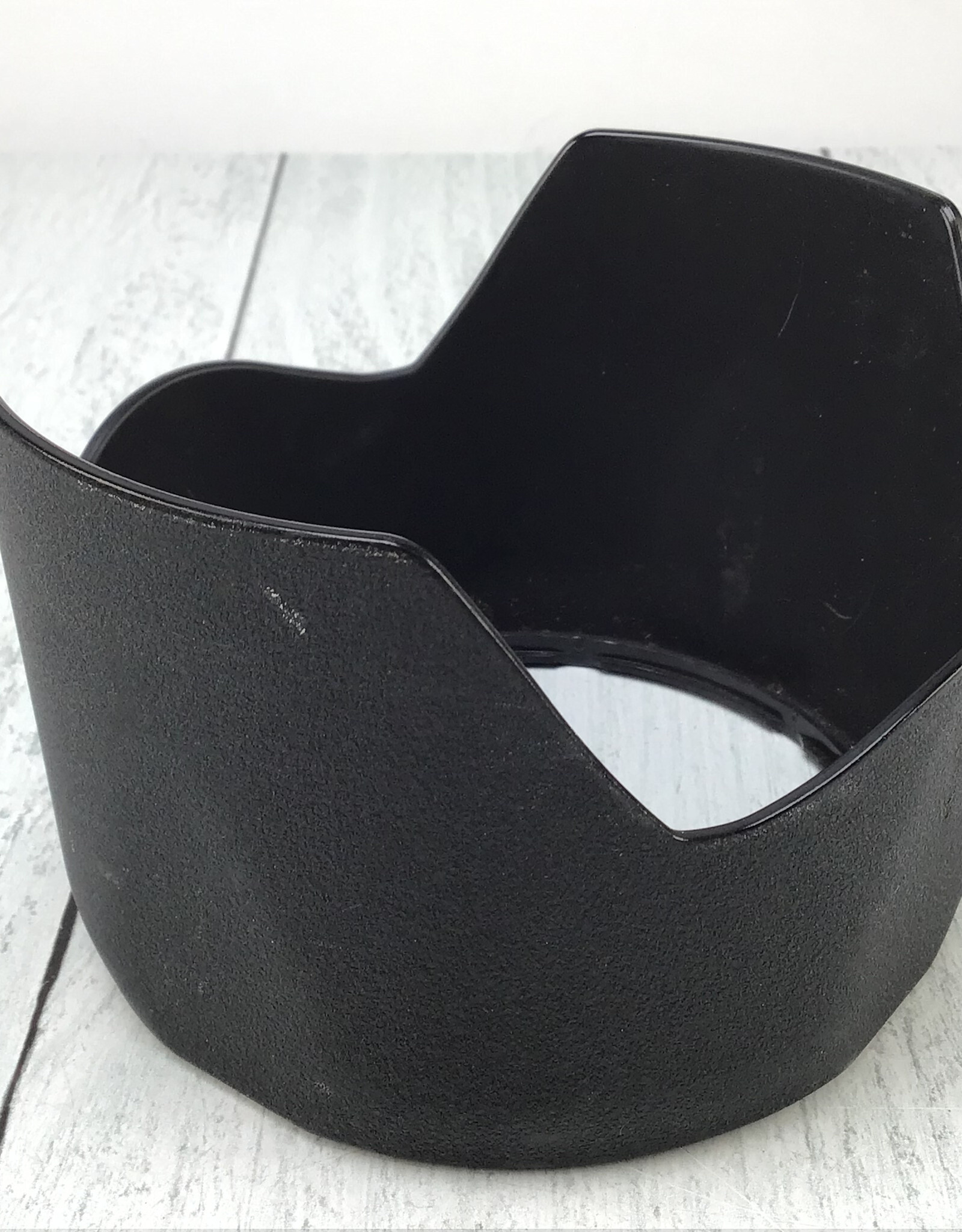 NIKON Nikon HB-19 Lens Hood for Nikkor 28-70mm f2.8D Used Good