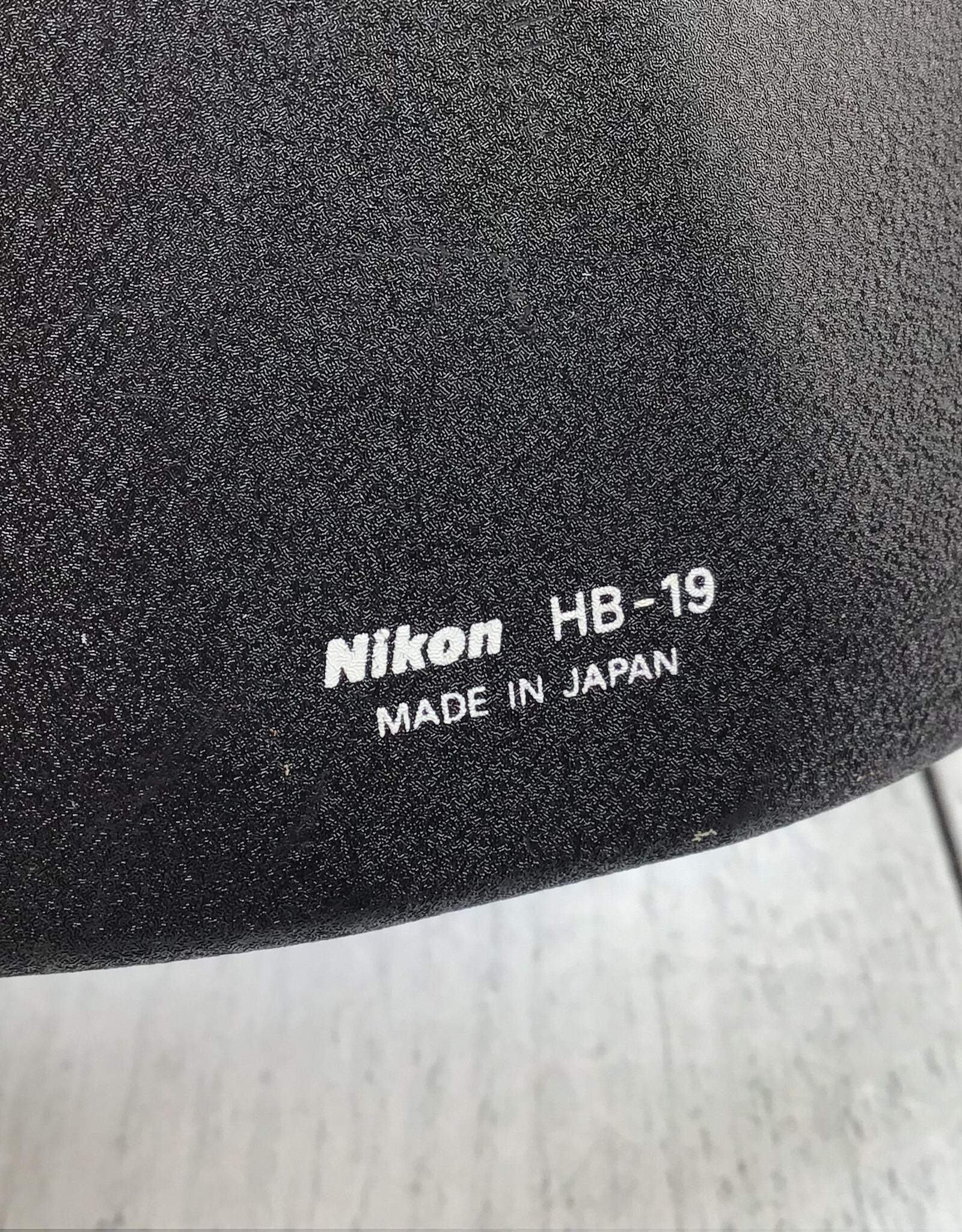 NIKON Nikon HB-19 Lens Hood for Nikkor 28-70mm f2.8D Used Good