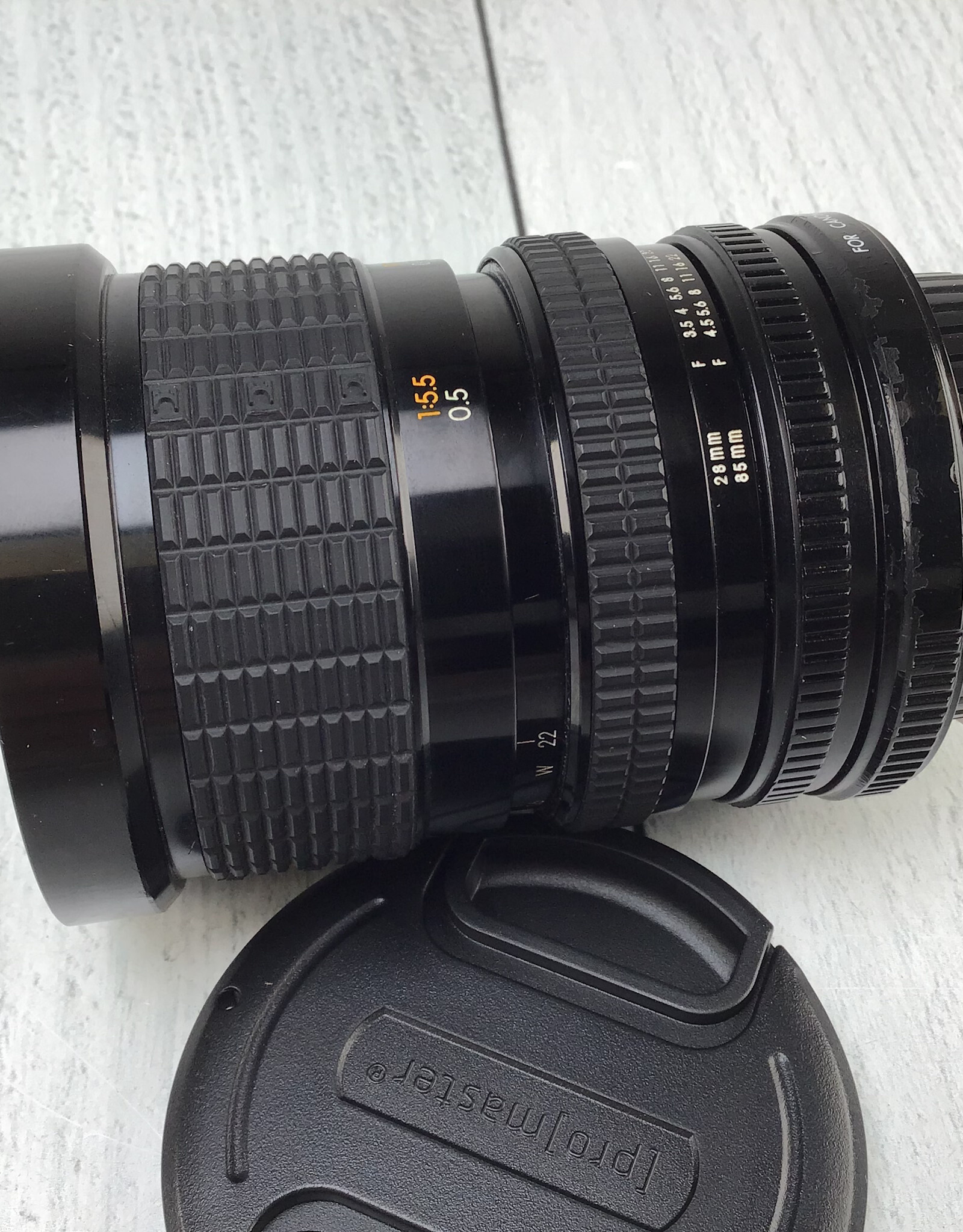 SIGMA Sigma 28-85mm f3.5-4.5 Lens for Canon FD Used Good