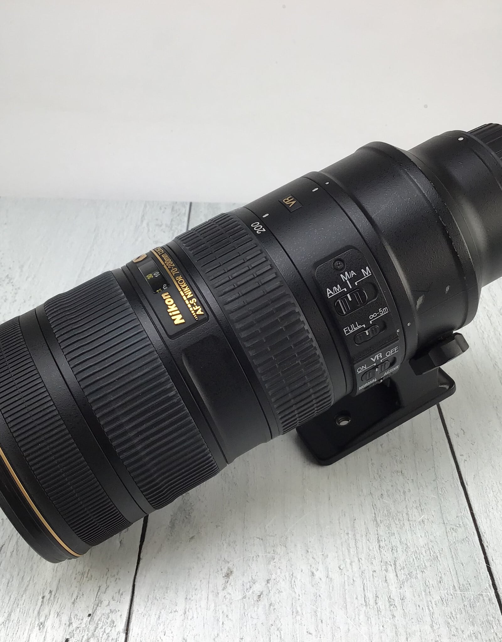 NIKON Nikon AF-S Nikkor 70-200 F2.8 G ED VR II Lens in Box Used Good