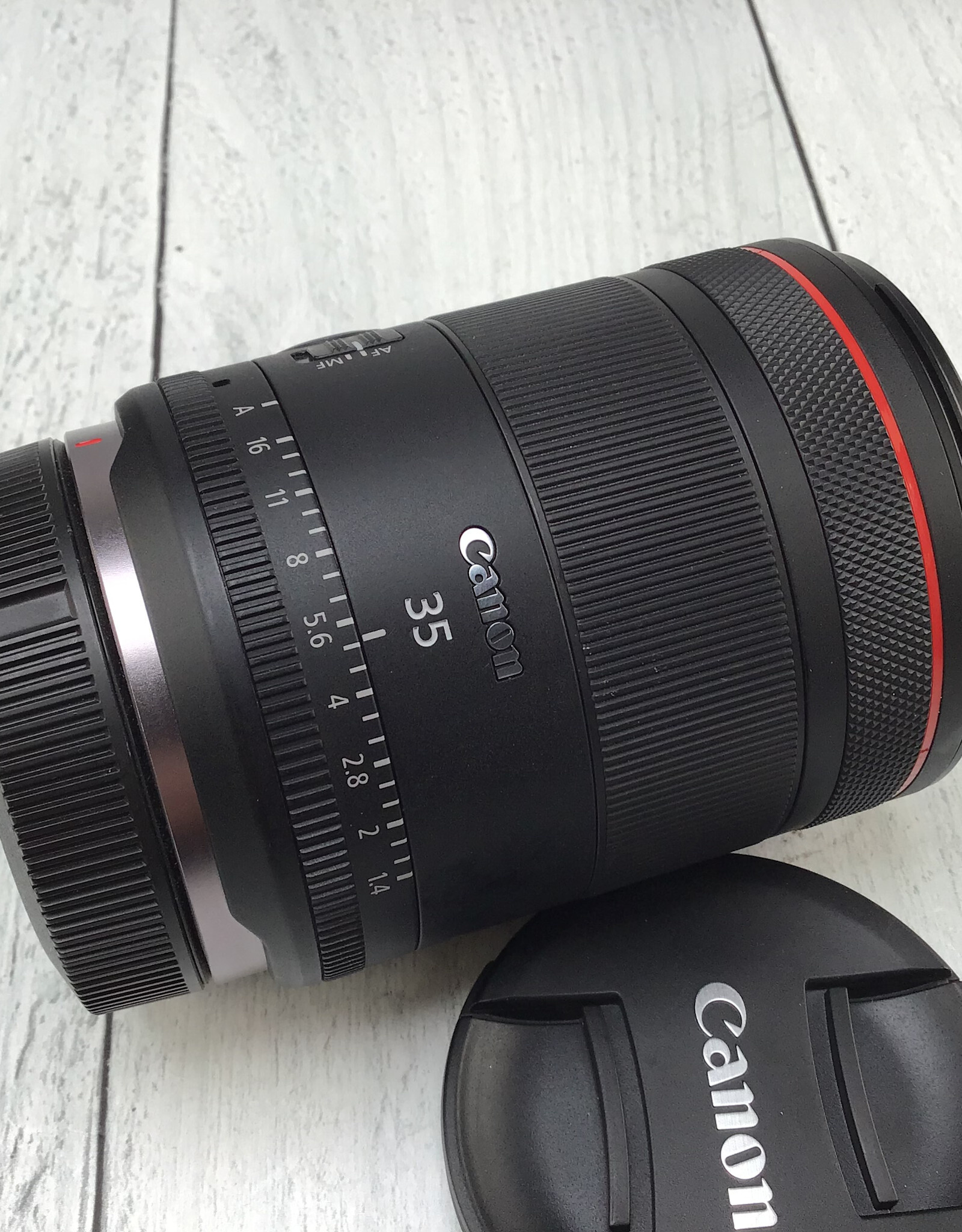 CANON Canon RF 35mm F1.4 L VCM Lens in Box Used Good