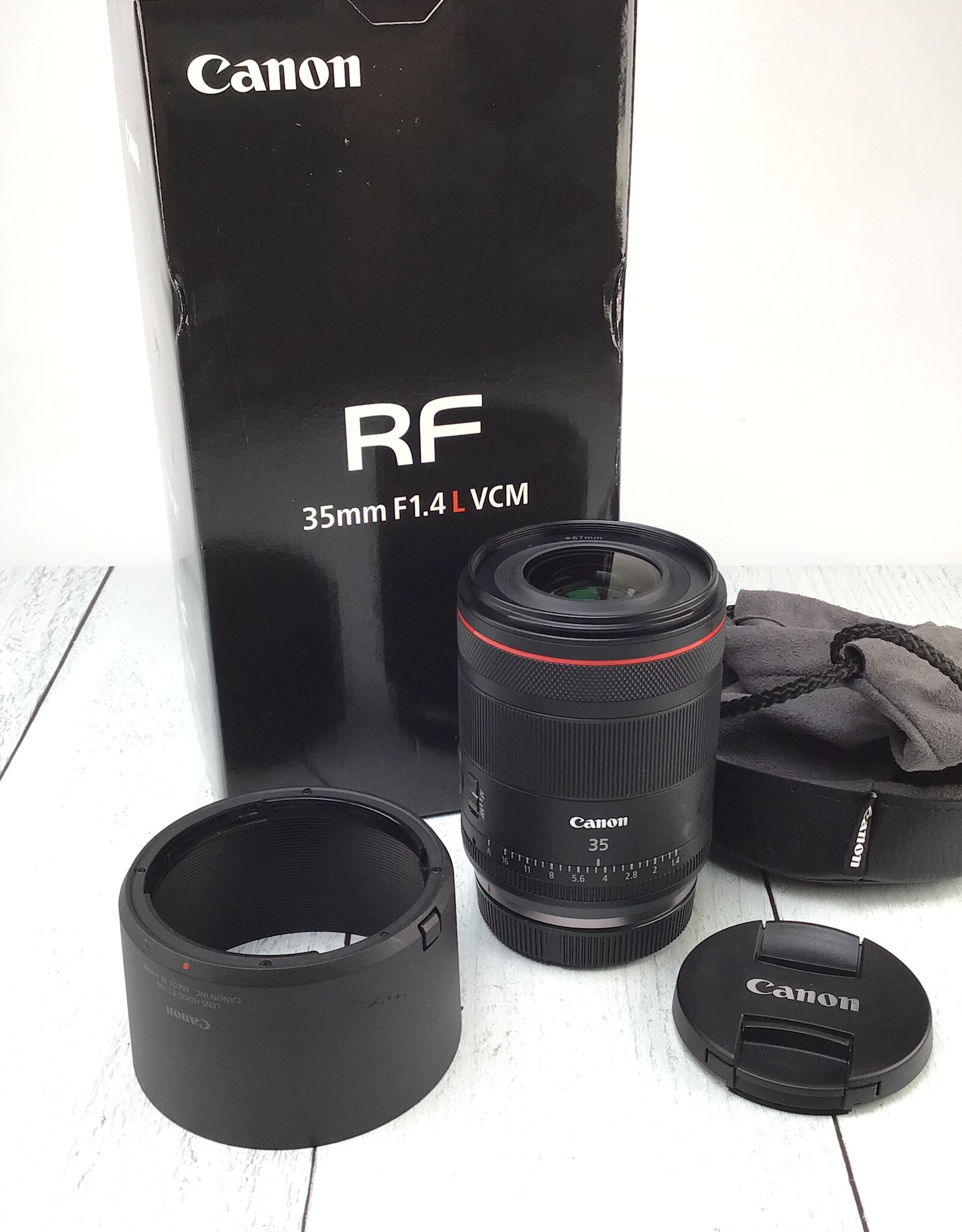 CANON Canon RF 35mm F1.4 L VCM Lens in Box Used Good