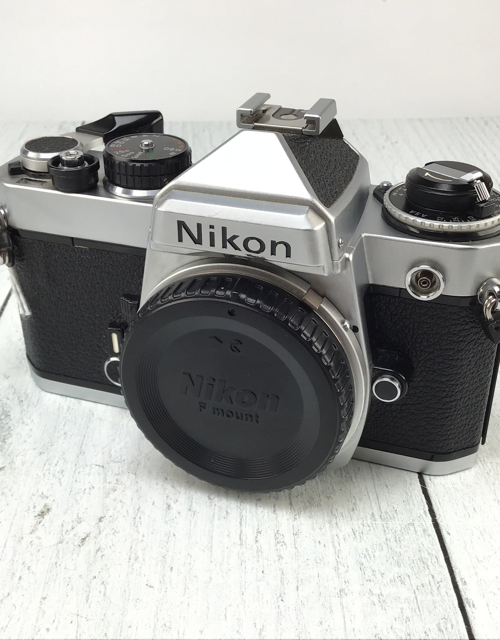 NIKON Nikon FE Film Camera Body Used Good