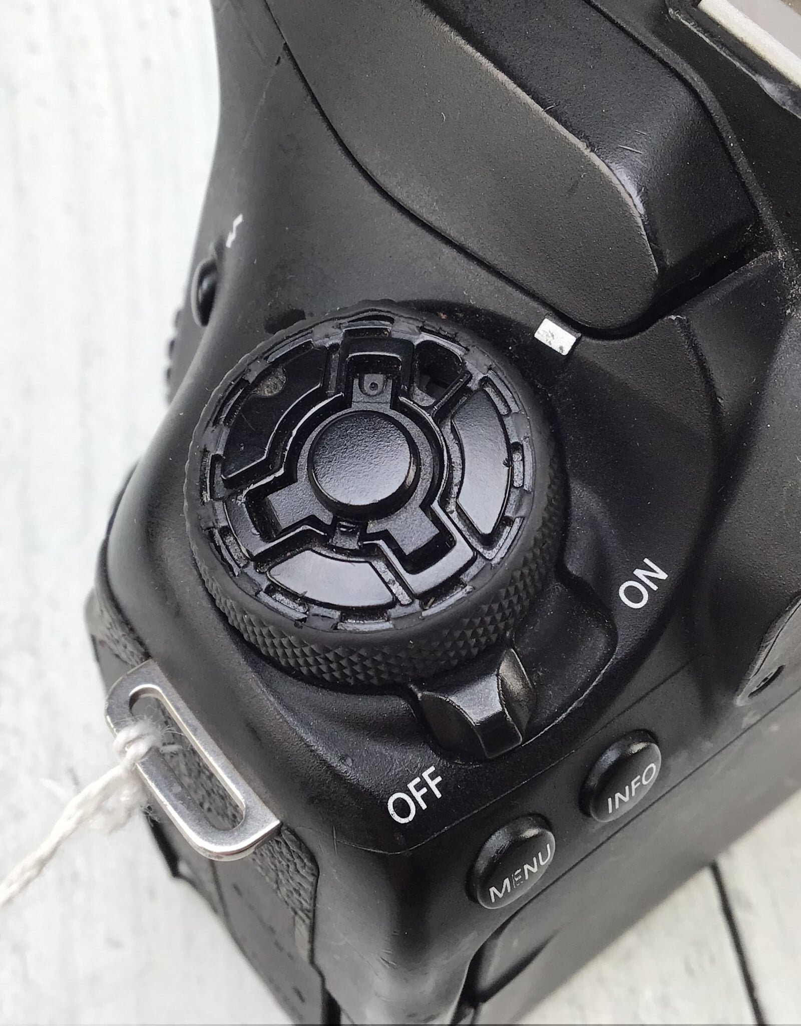 CANON Canon EOS 90D Camera Body Missing Command Dial Cover Used BGN
