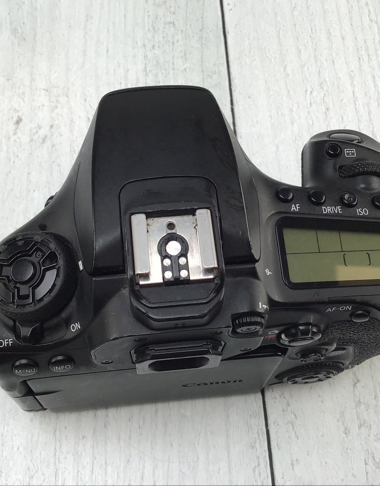 CANON Canon EOS 90D Camera Body Missing Command Dial Cover Used BGN