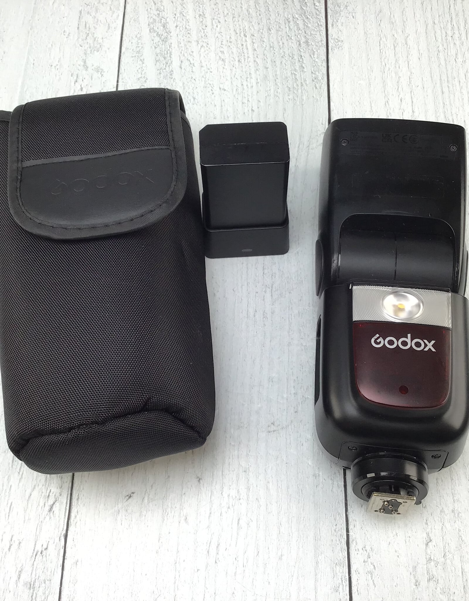 GODOX Godox V860N III Flash for Nikon w/ charger Used Good