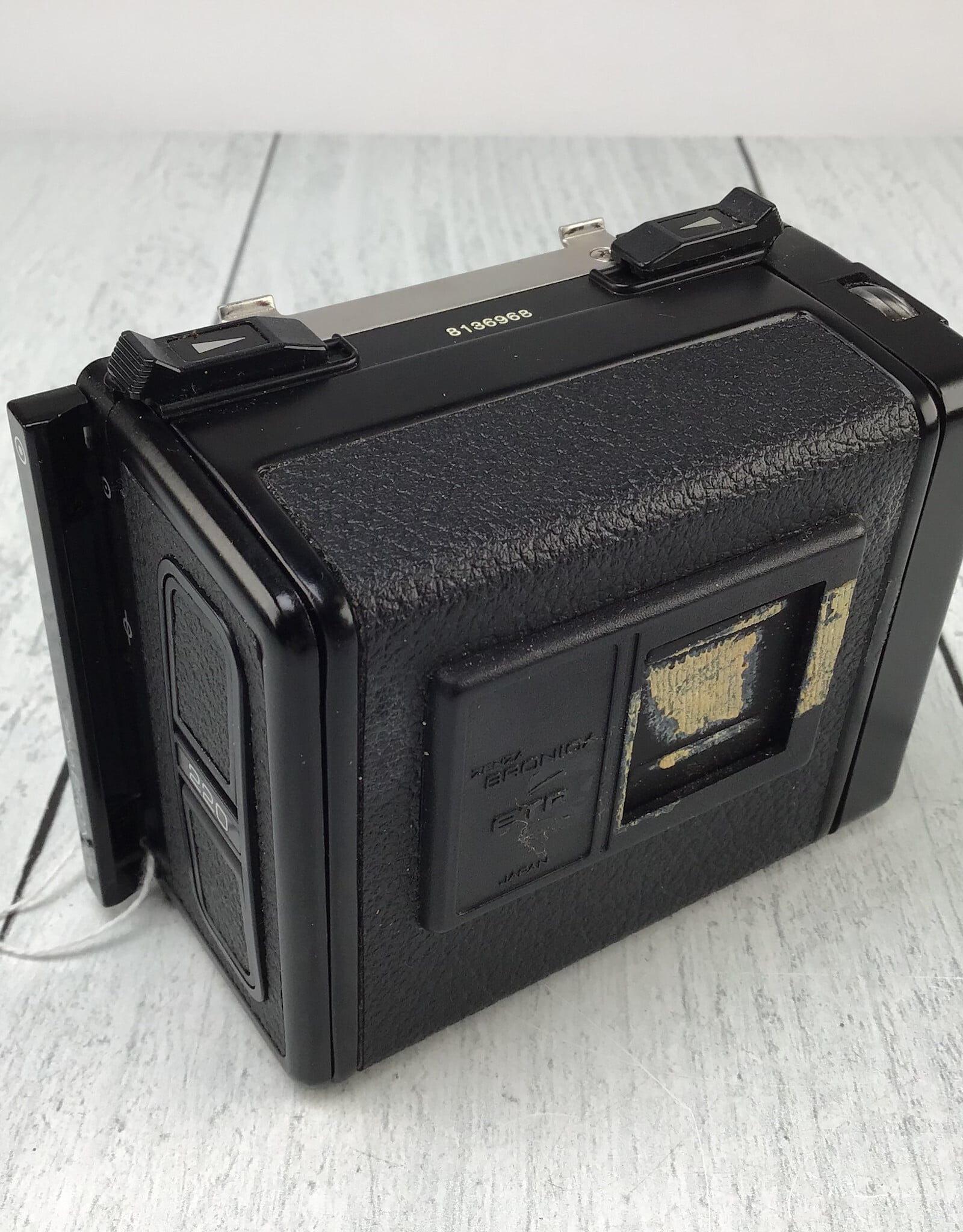 Bronica Bronica ETR 220 Film Back Used Fair