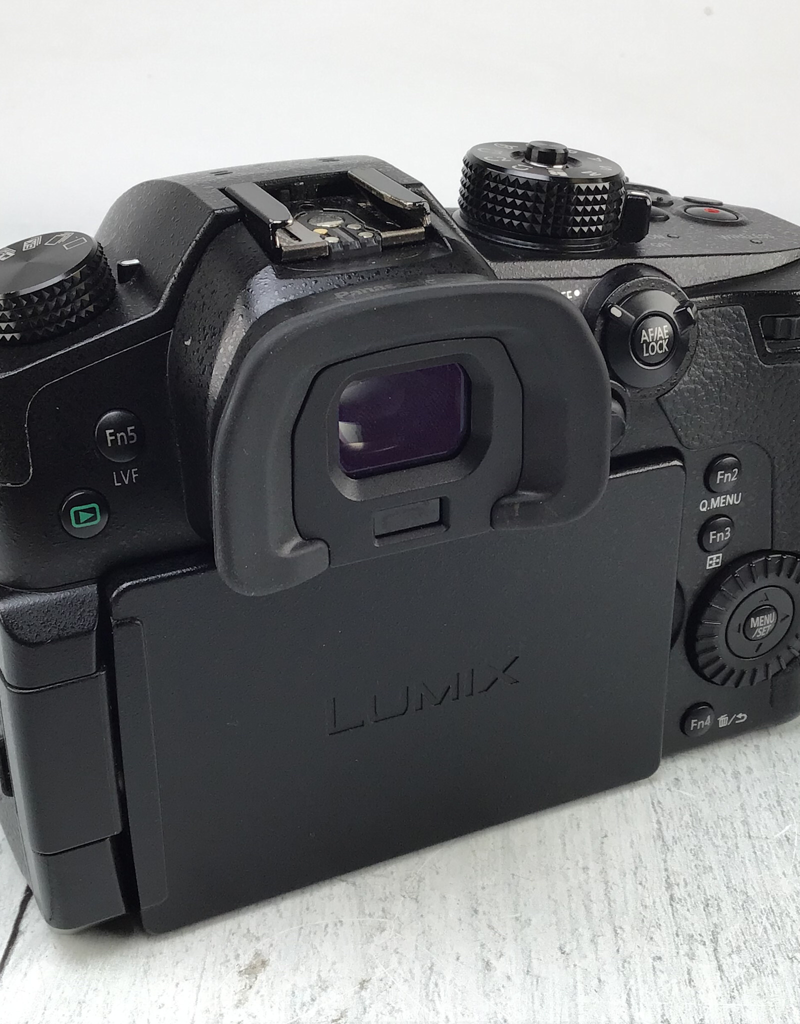 PANASONIC Panasonic Lumix GH5 Camera Body Used Good