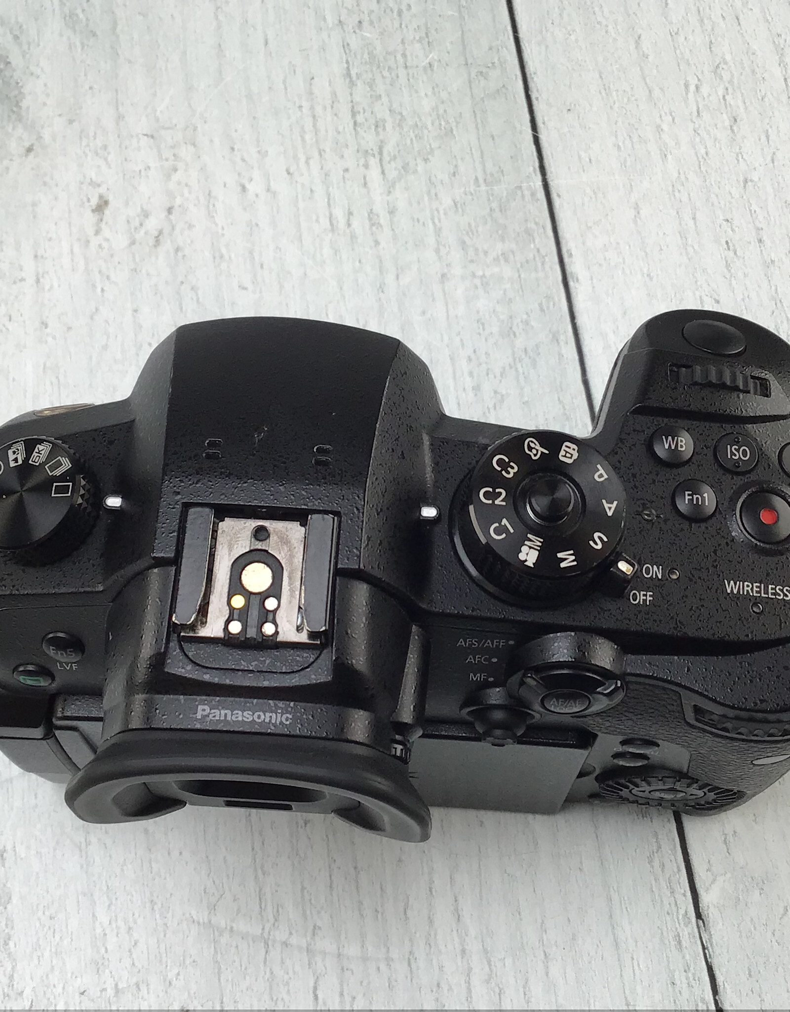 PANASONIC Panasonic Lumix GH5 Camera Body Used Good
