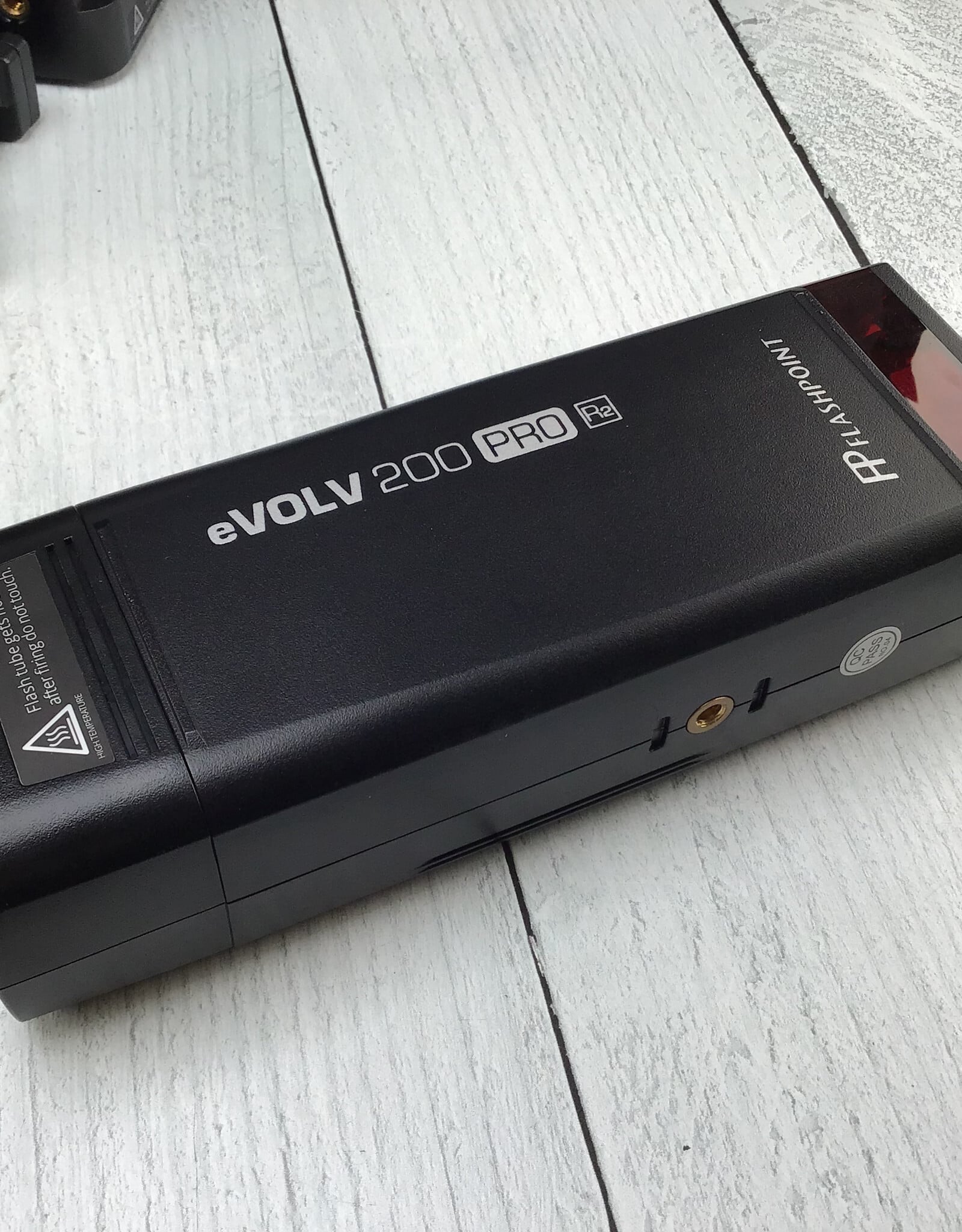 Flashpoint FlashPoint eVolv 200 Pro TTL Flash in Box Used Good