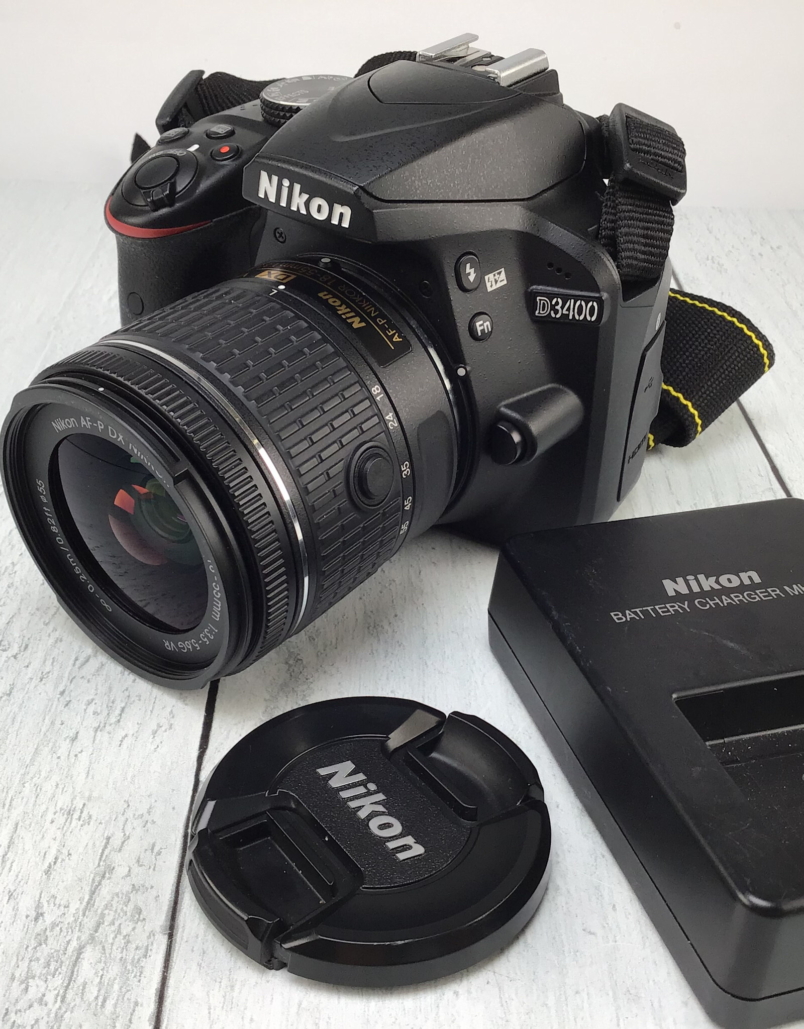 NIKON Nikon D3400 Camera w/ AF-P 18-55 Used Good