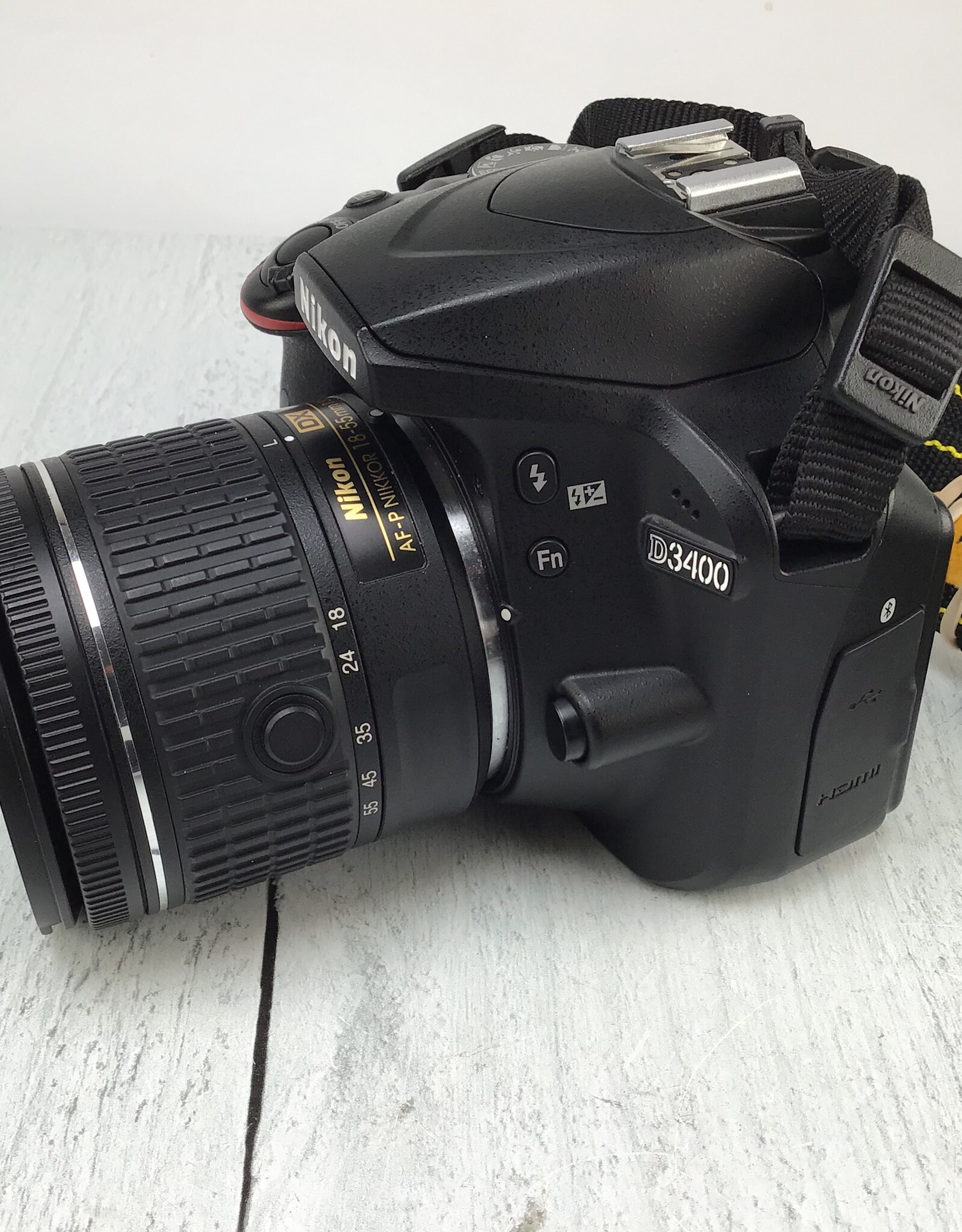 NIKON Nikon D3400 Camera w/ AF-P 18-55 Used Good