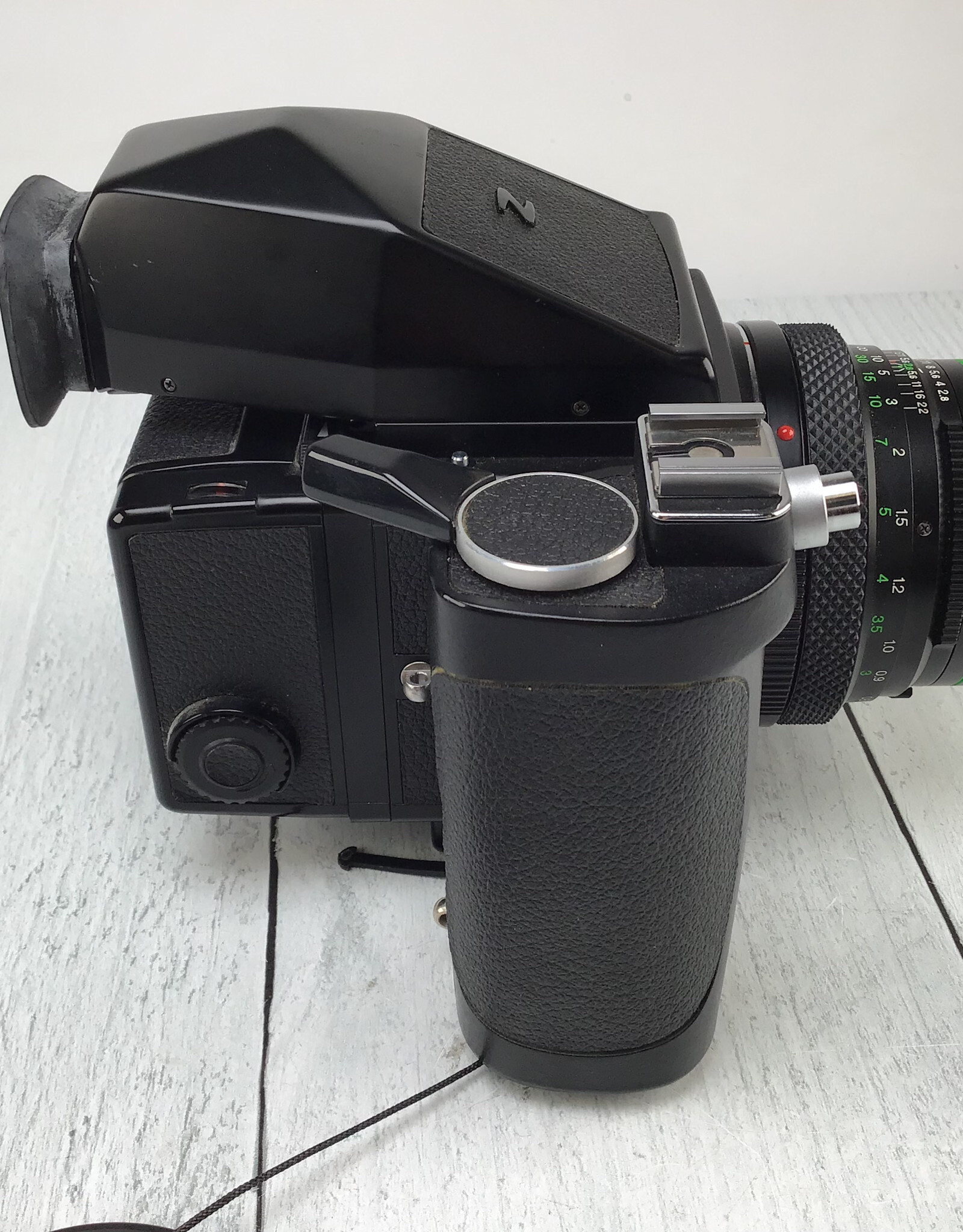 Bronica Bronica ETRS Camera w/ 75mm, Prism, 120 Back Used Good