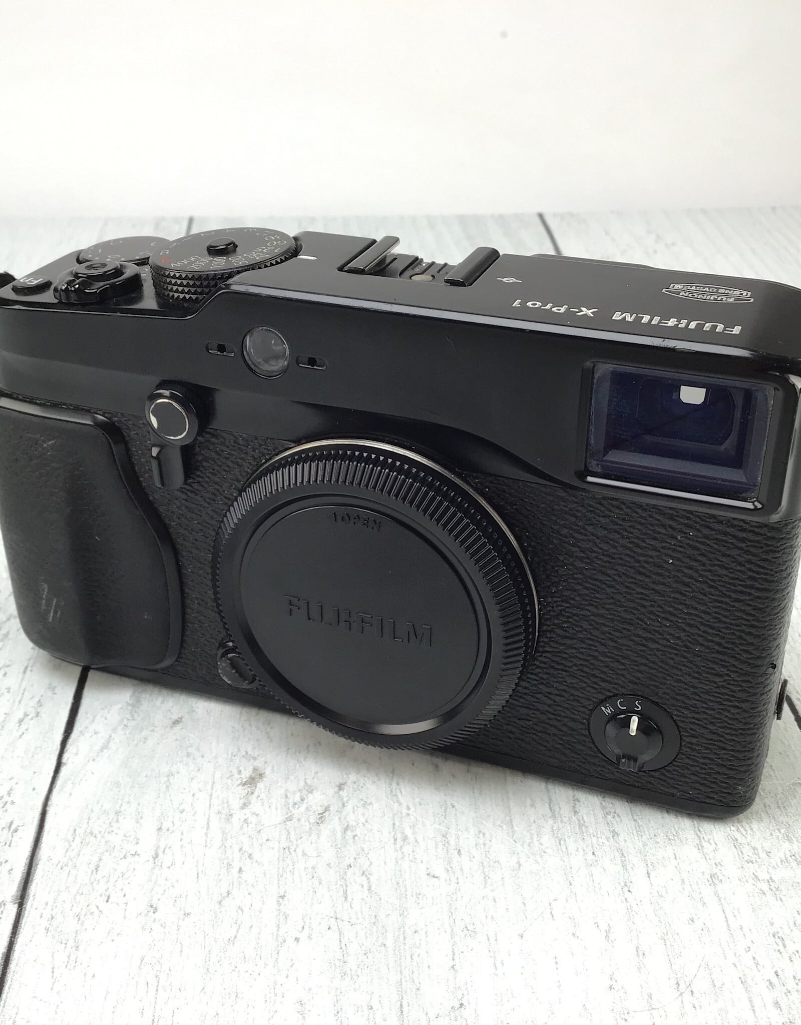 FUJI Fuji X-Pro 1 Camera Body Used Fair