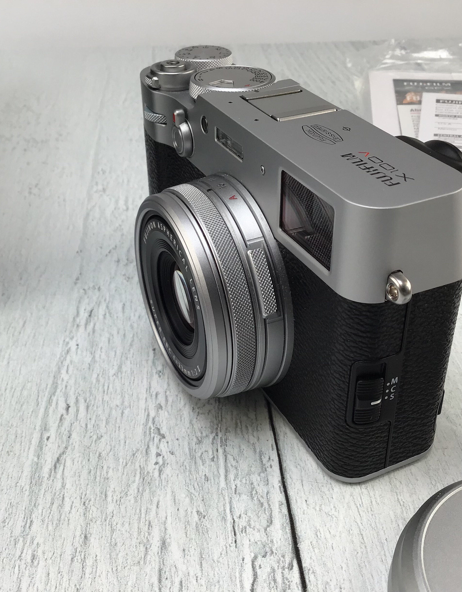 FUJI Fuji X100V Camera Silver in Box Used Good