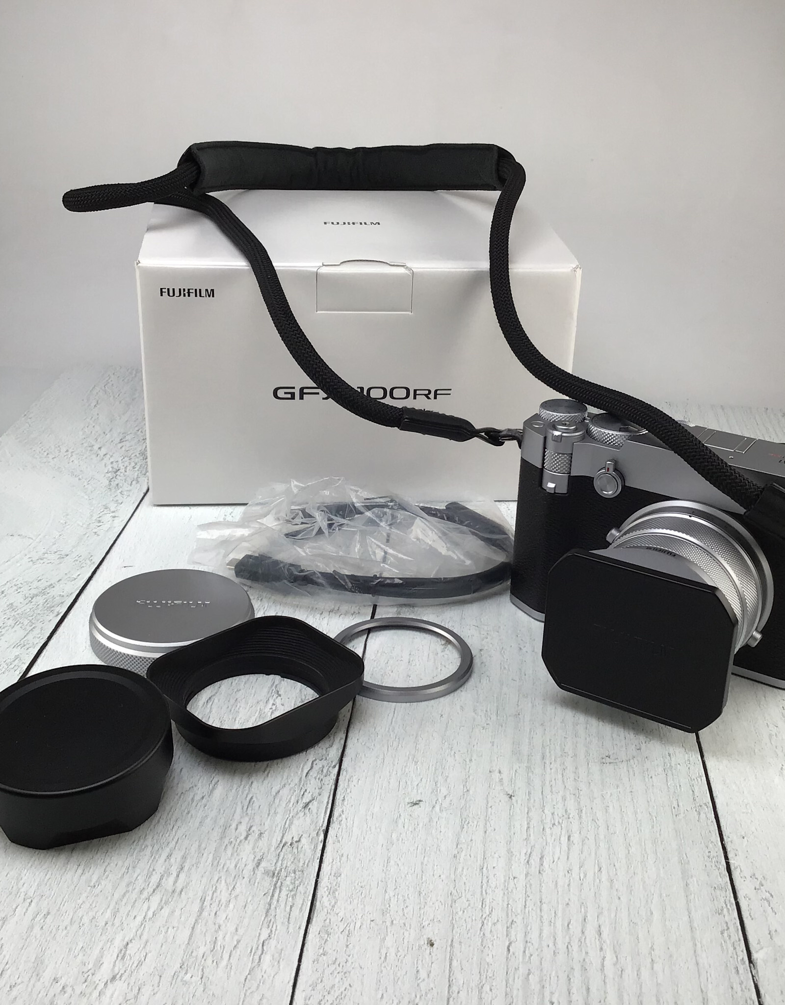 FUJI Fujifilm GFX100 RF Camera Silver in Box Used Good