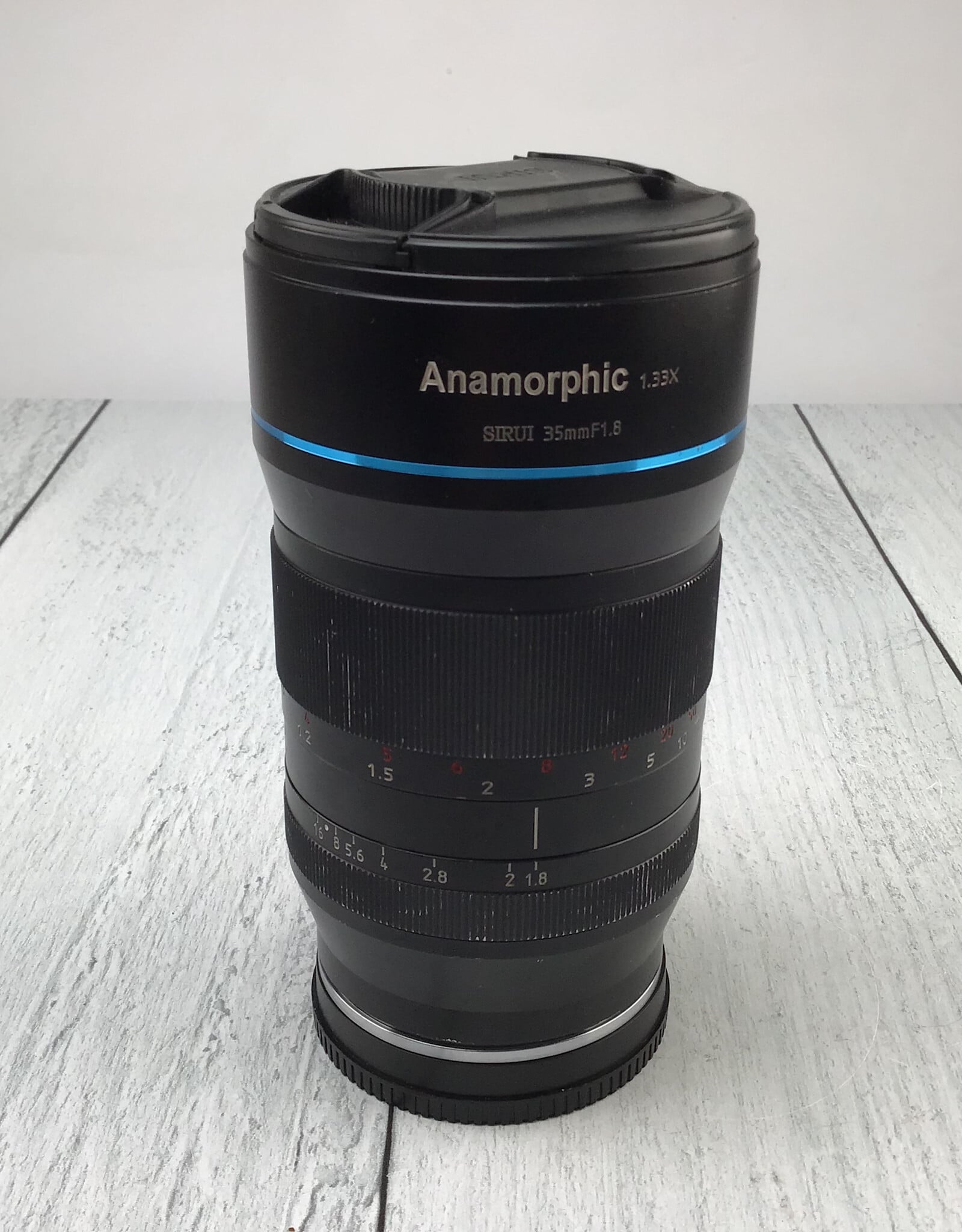 Sirui Anamorphic 1.33x 35mm f1.8 Lens for Sony Used Fair