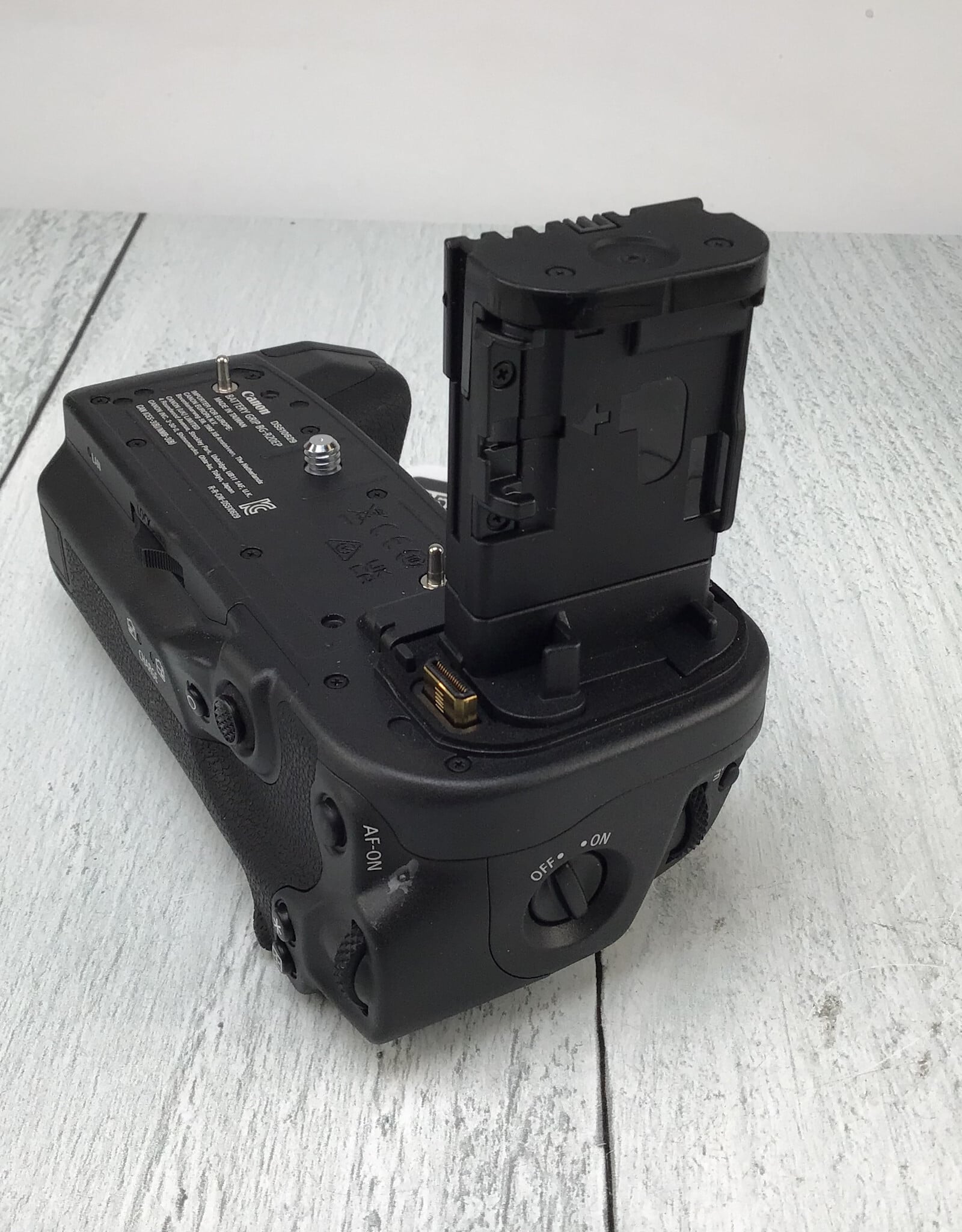 CANON Canon BG-R20EP Grip for Canon R5 Mark II Used Good