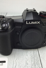 PANASONIC Panasonic DC-G9 Camera Body Used Good