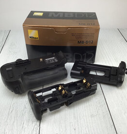 NIKON Nikon MB-D12 Battery Grip for D810 in Box Used Good