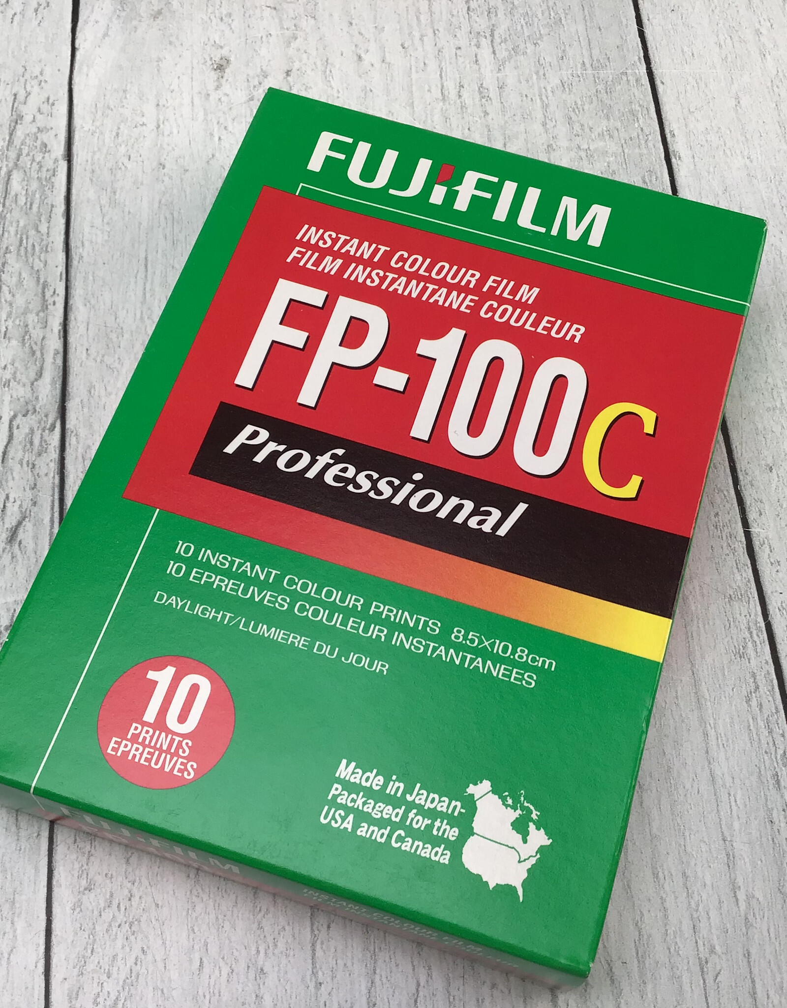 FUJI Fuji FP-100C Instant Film Expiration 05/2017 No Guarantee CLOSEOUT