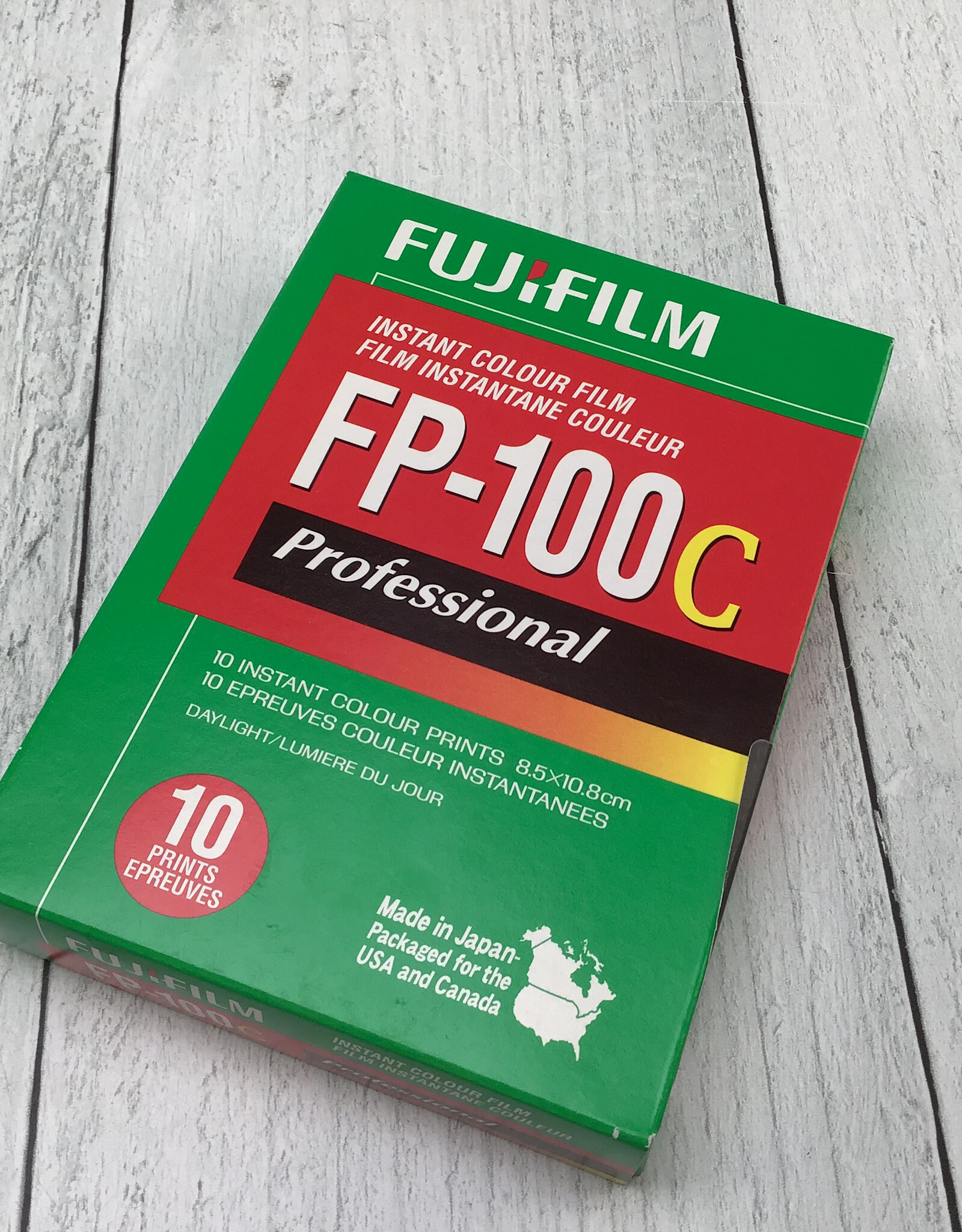 FUJI Fuji FP-100C Instant Film Expiration 05/2017 No Guarantee CLOSEOUT