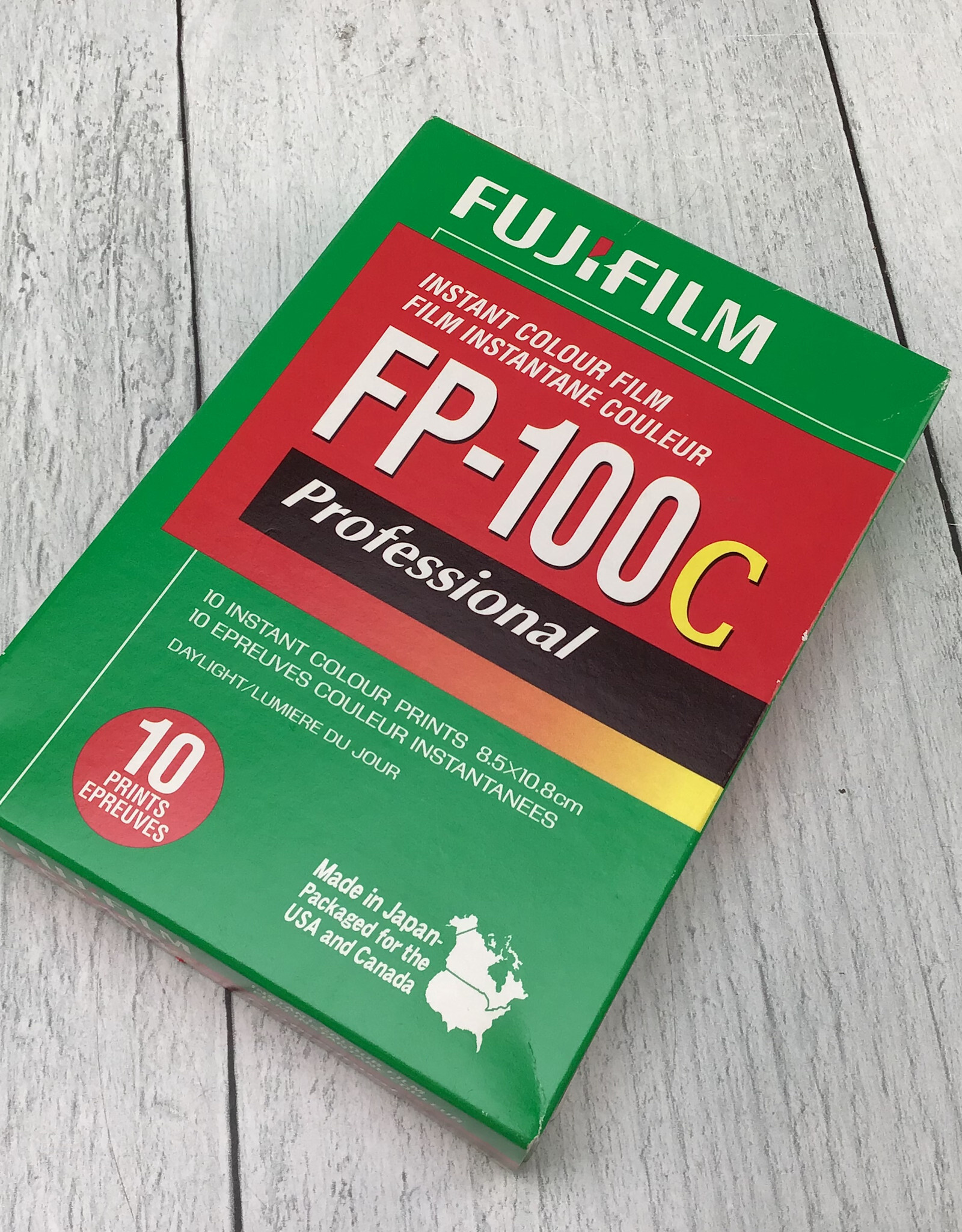 FUJI Fuji FP-100C Instant Film Expiration 05/2017 No Guarantee CLOSEOUT