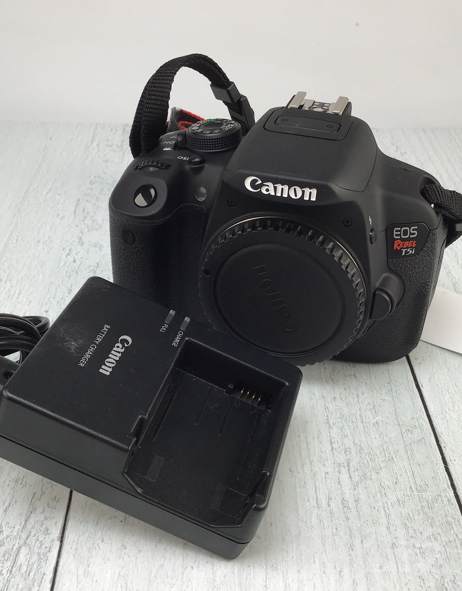 CANON Canon Rebel T5i Camera Body Used Good