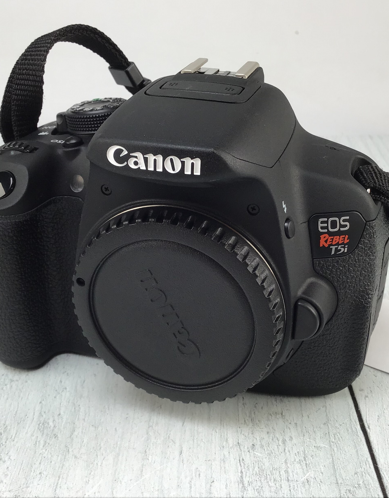 CANON Canon Rebel T5i Camera Body Used Good