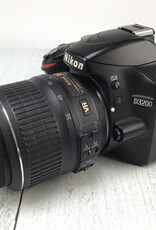 NIKON Nikon D3200 Camera w/ 18-55mm VR Used Fair