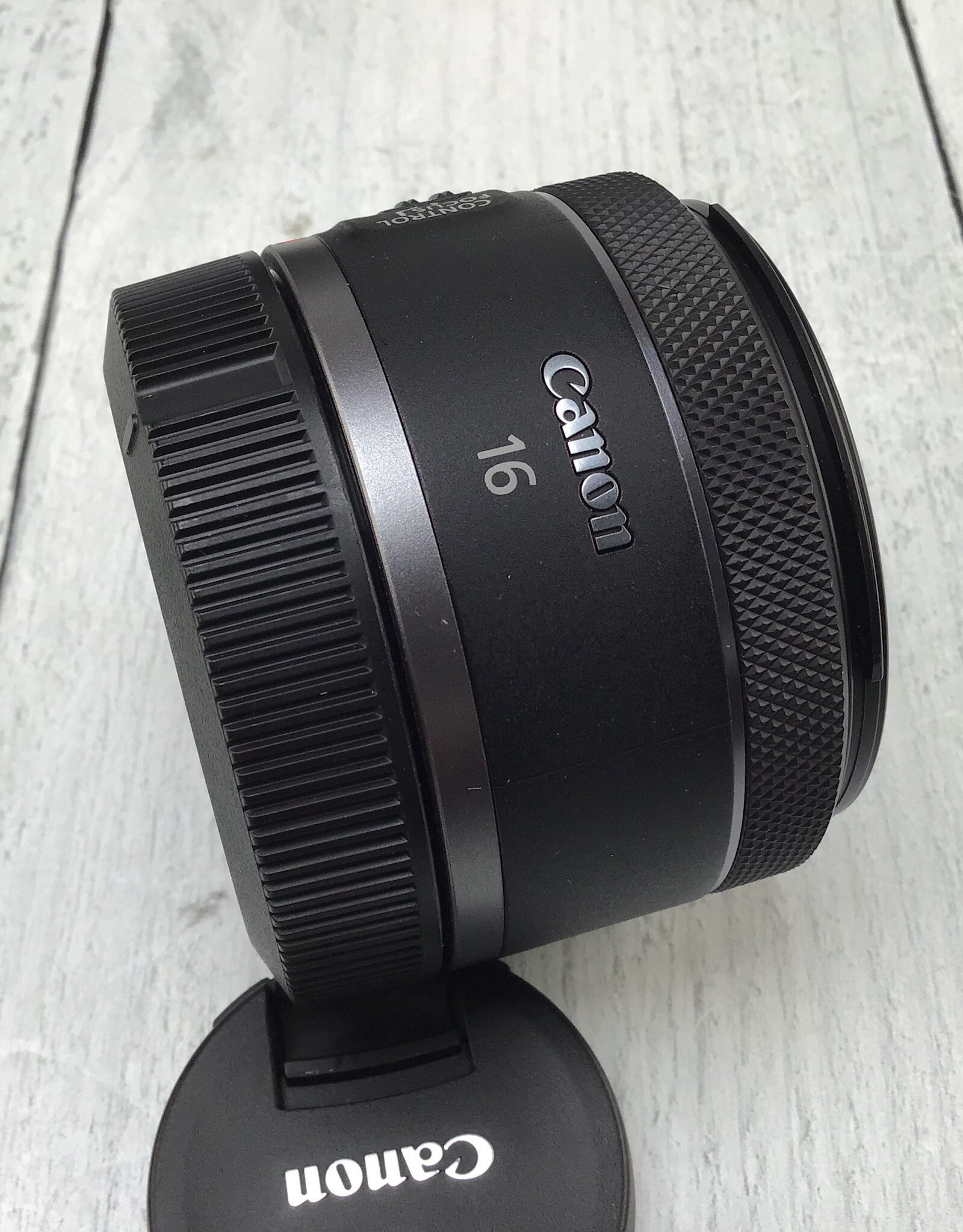 CANON Canon RF 16mm f2.8 STM Lens in Box Used EX