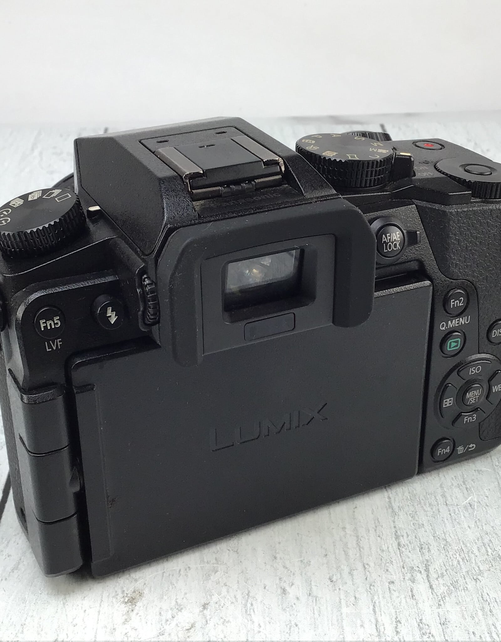 PANASONIC Panasonic Lumix DMC-G7 Camera w/ 14-42mm Used Good