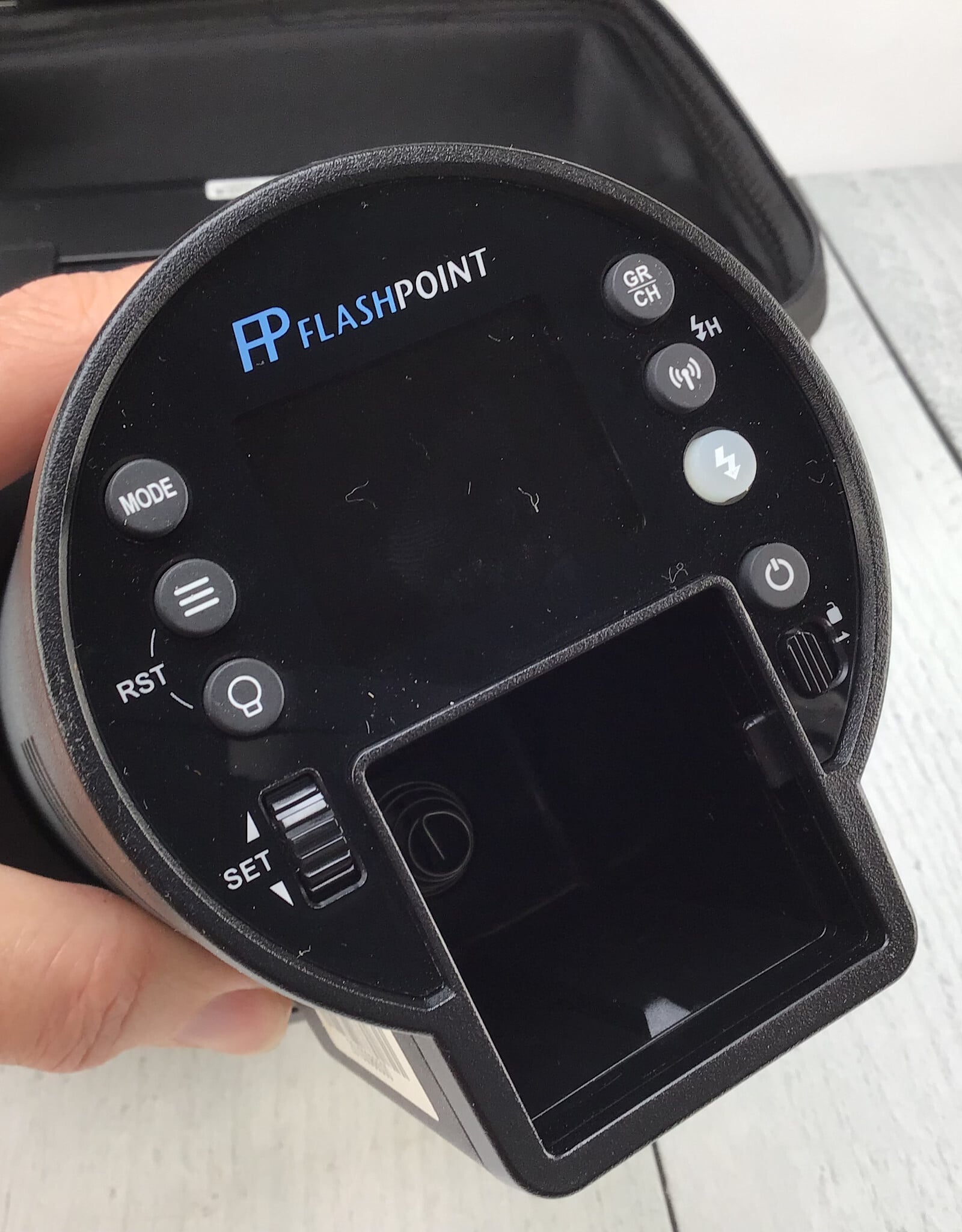 Flashpoint Flashpoint XPLOR 300 Pro TTL R2 Used Good