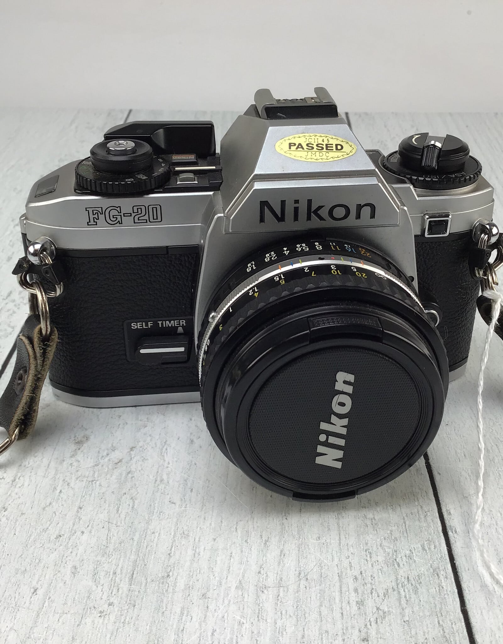 NIKON Nikon FG-20 Camera w/ Series E 50mm f1.8 Used Good
